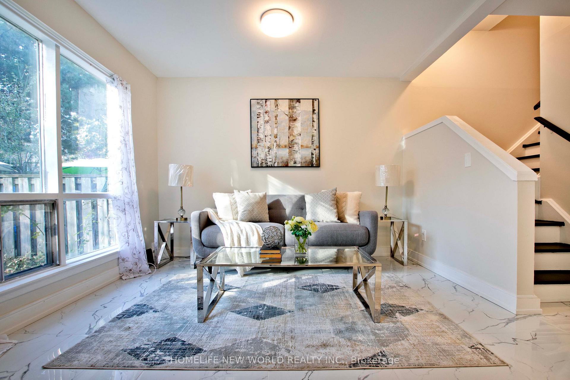 Photo 3 of Unit 313, 17 Liszt Gate, North York, Hillcrest Village — HOMEH