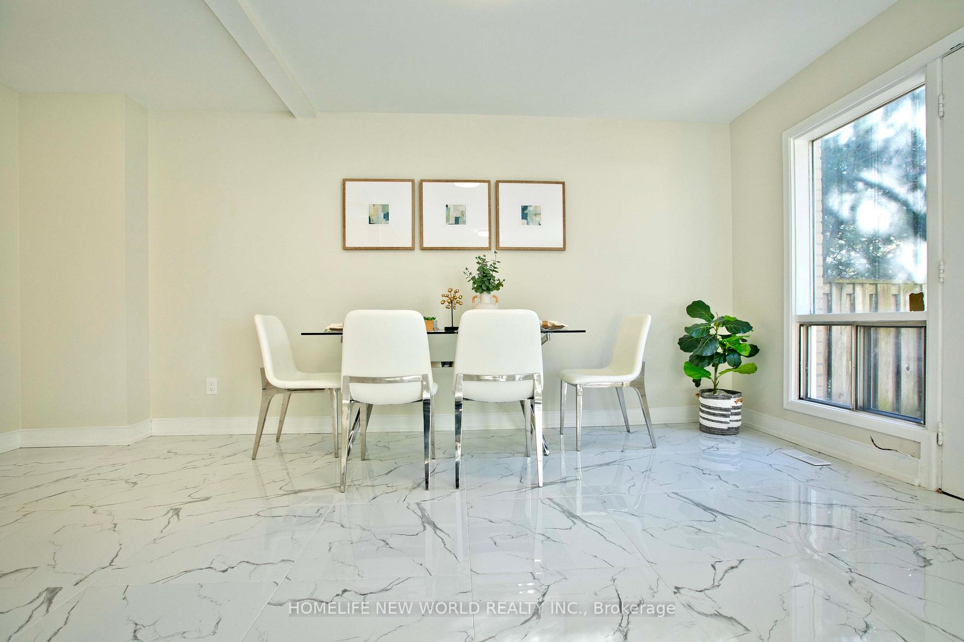 Photo 5 of Unit 313, 17 Liszt Gate, North York, Hillcrest Village — HOMEH