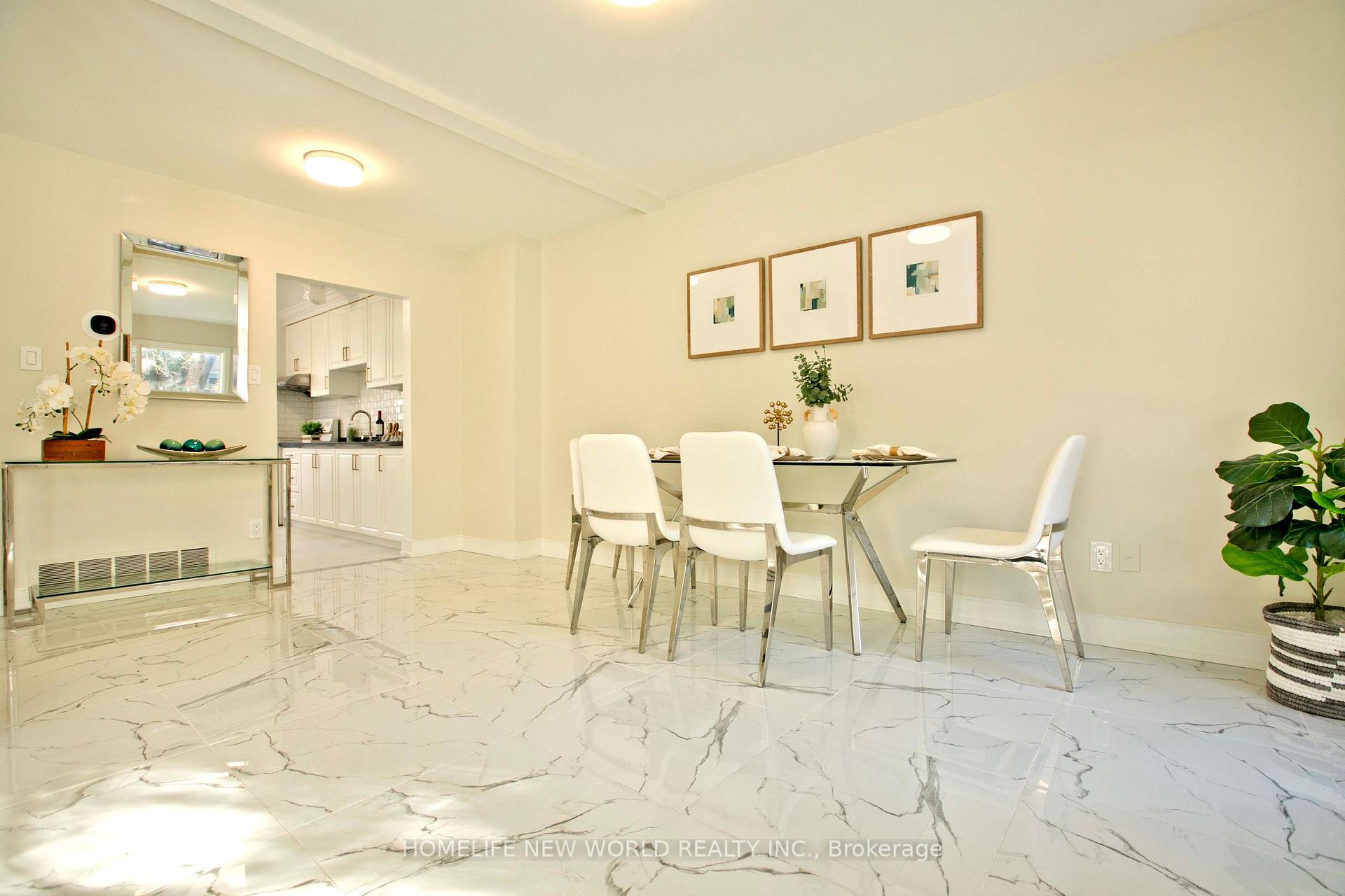 Photo 6 of Unit 313, 17 Liszt Gate, North York, Hillcrest Village — HOMEH