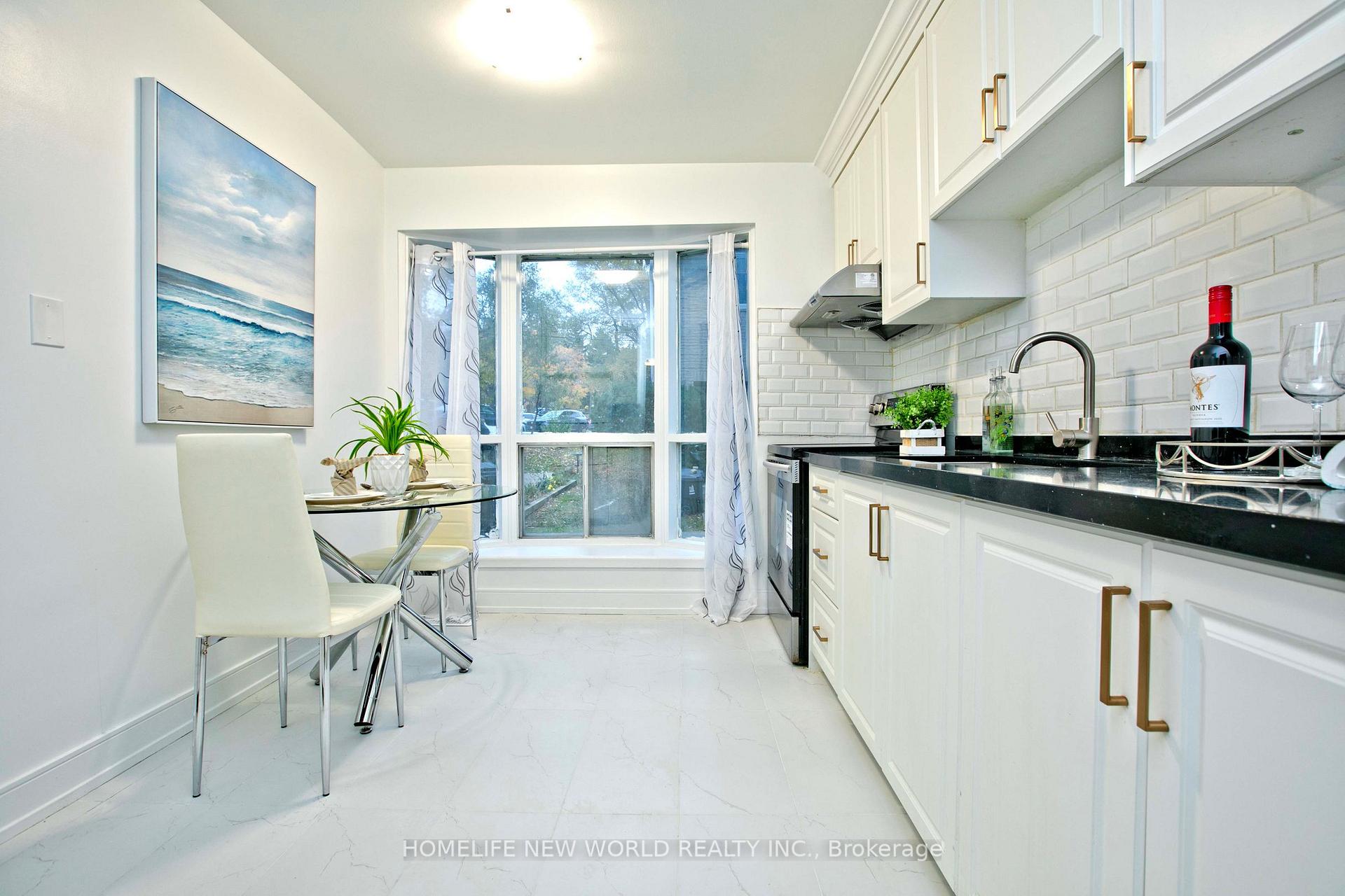 Photo 10 of Unit 313, 17 Liszt Gate, North York, Hillcrest Village — HOMEH