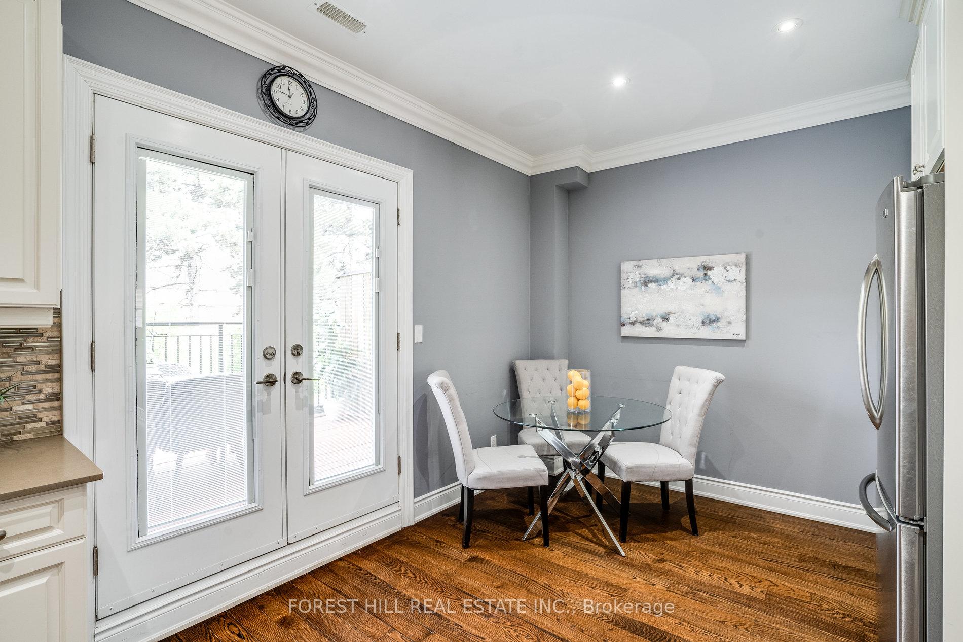 Photo 11 of 17 Stadacona Drive, Toronto, Englemount-Lawrence — HOMEH