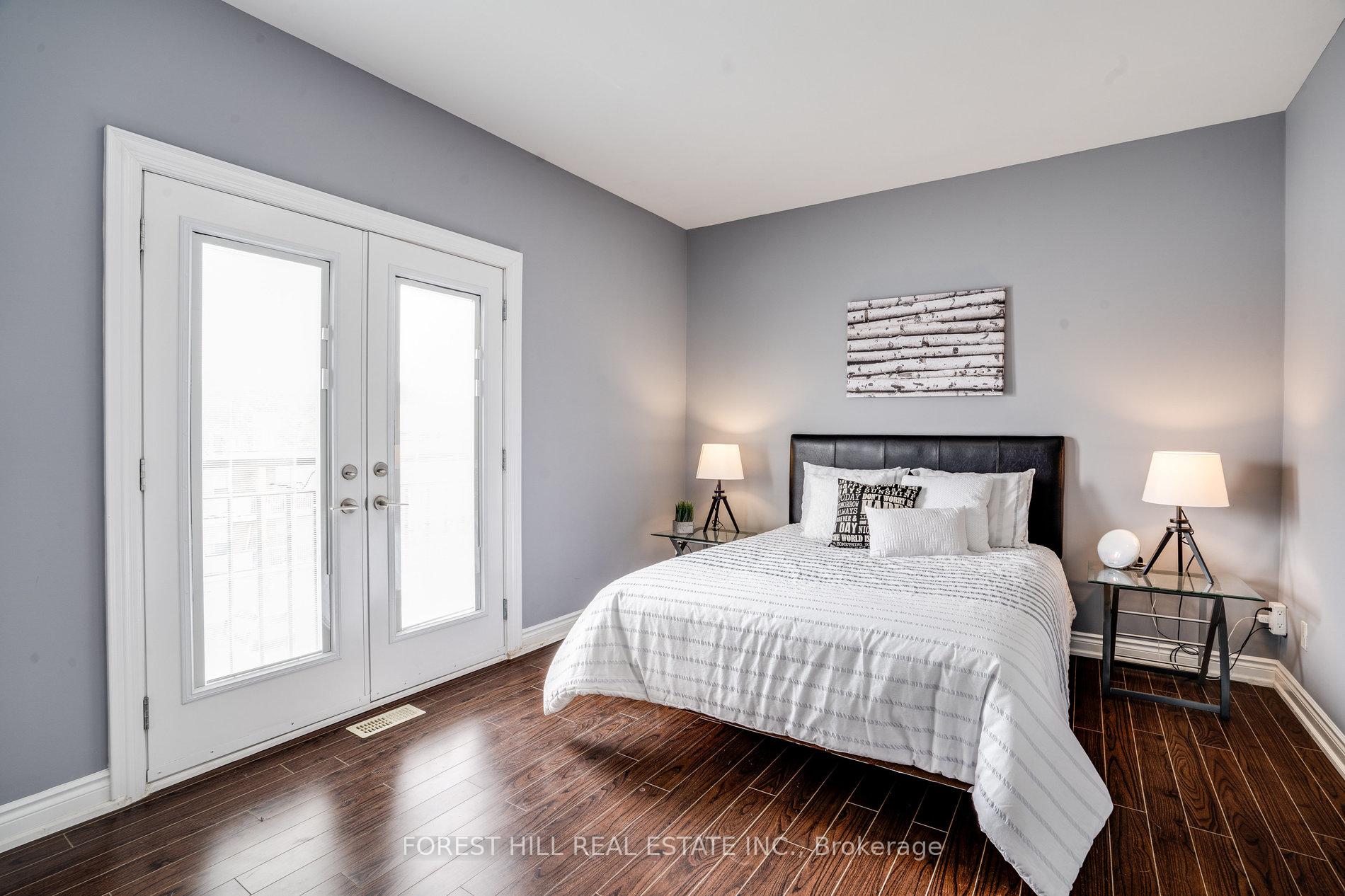 Photo 22 of 17 Stadacona Drive, Toronto, Englemount-Lawrence — HOMEH
