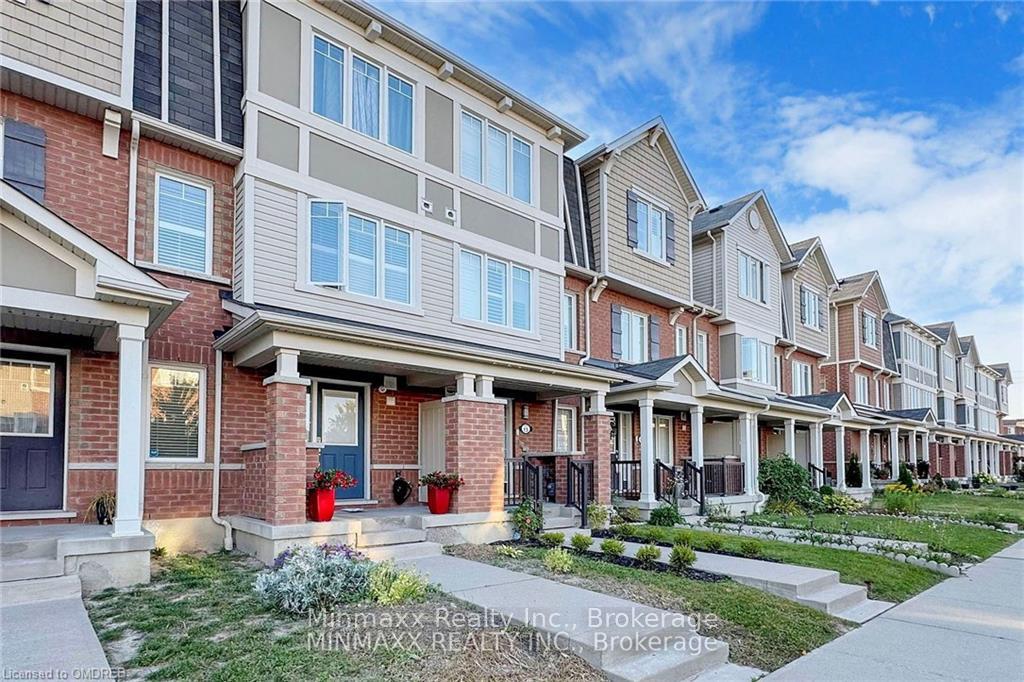Photo 4 of Unit 13, 1725 Pure Springs Boulevard, Pickering, Duffin Heights — HOMEH
