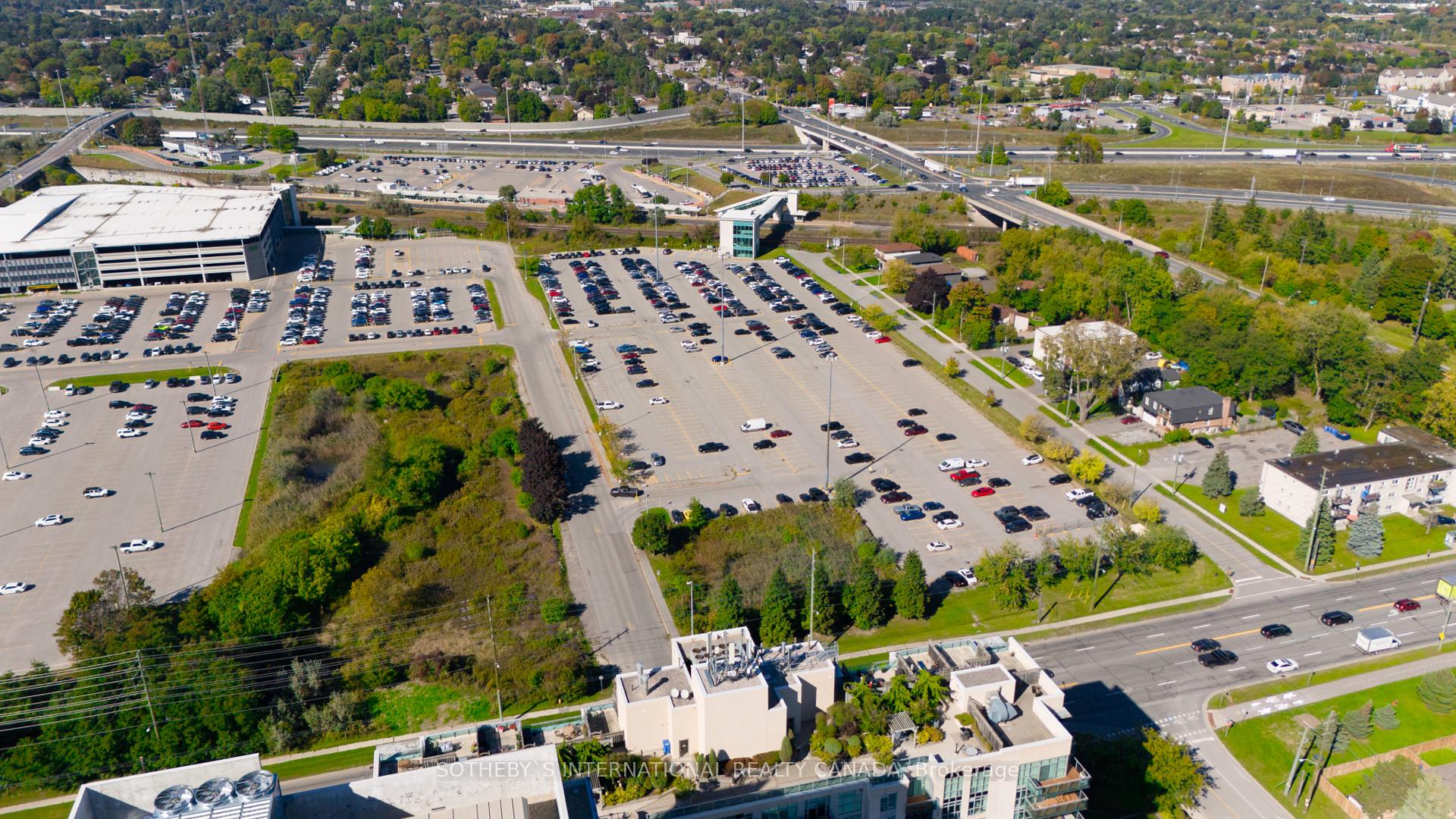 Photo 4 of Unit 453, 1606 Charles Street, Whitby, Lynde Creek — HOMEH