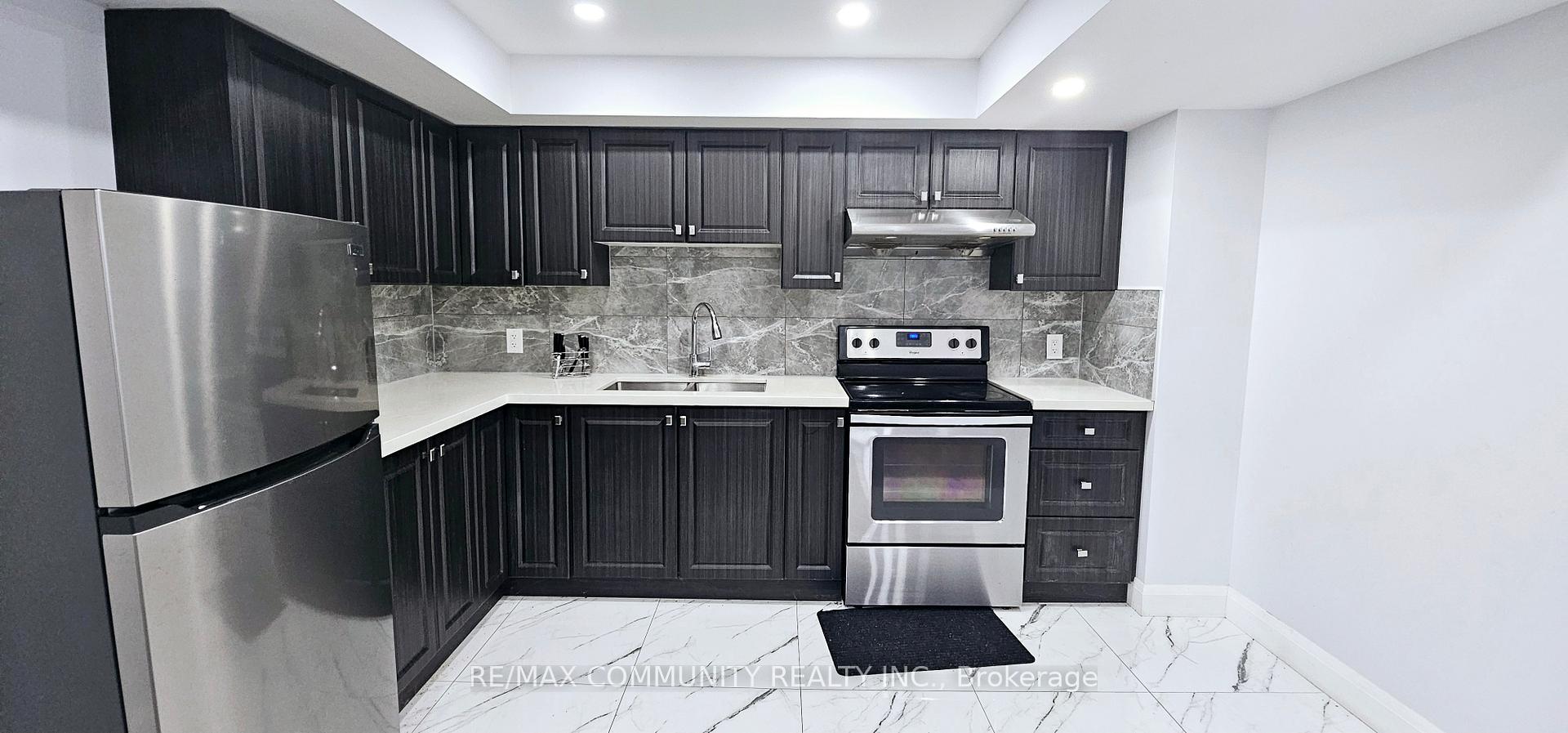 Photo 6 of Unit Bsmt, 111 William Fair Drive, Clarington, Bowmanville — HOMEH
