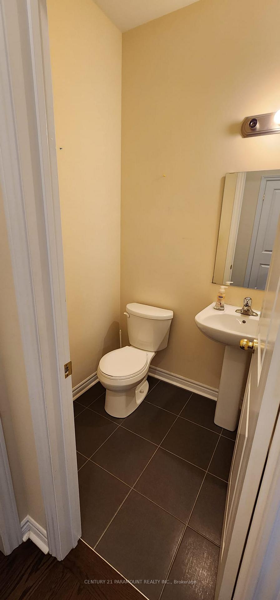 Photo 11 of Unit Upper, 981 Black Cherry Drive, Oshawa, Taunton — HOMEH