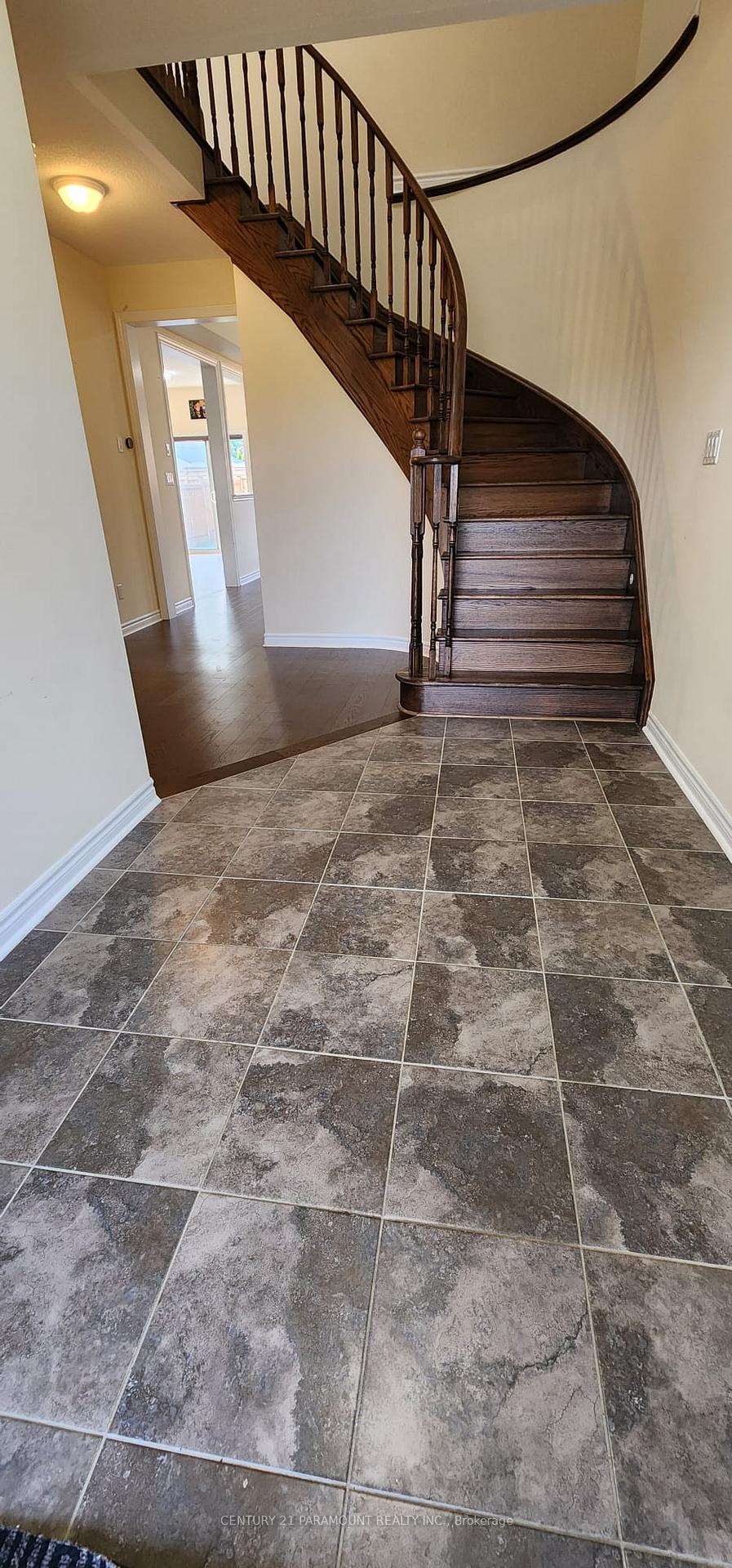 Photo 34 of Unit Upper, 981 Black Cherry Drive, Oshawa, Taunton — HOMEH