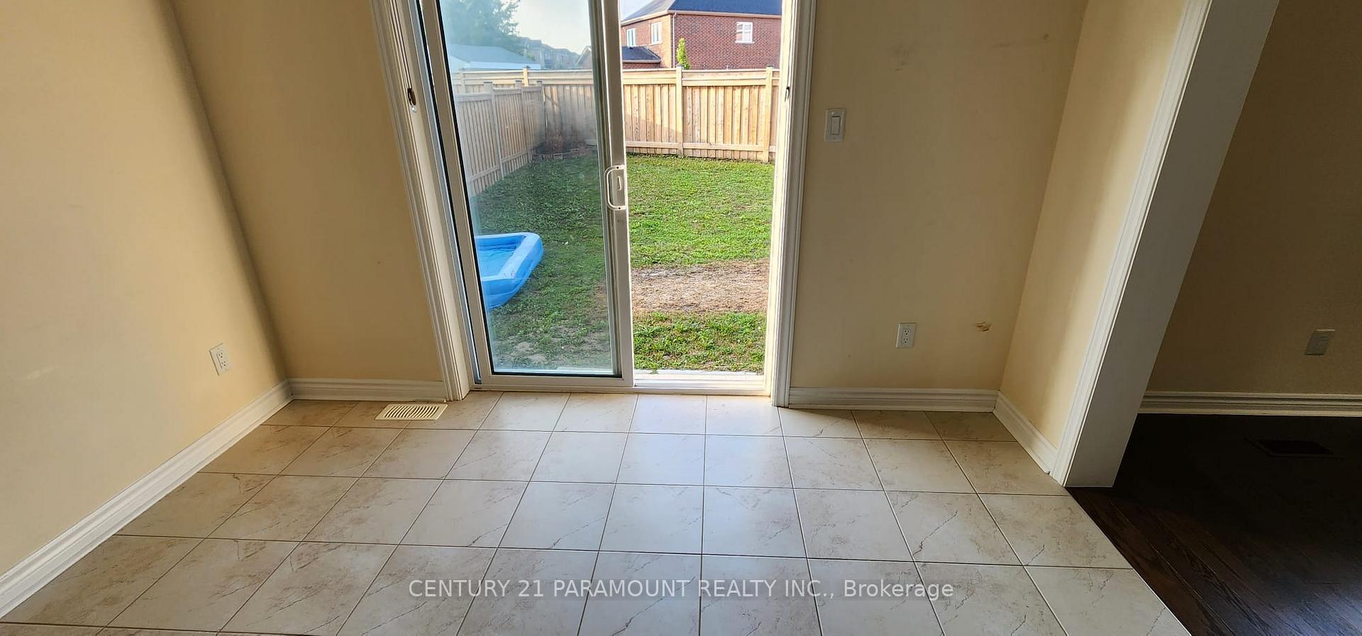 Photo 36 of Unit Upper, 981 Black Cherry Drive, Oshawa, Taunton — HOMEH