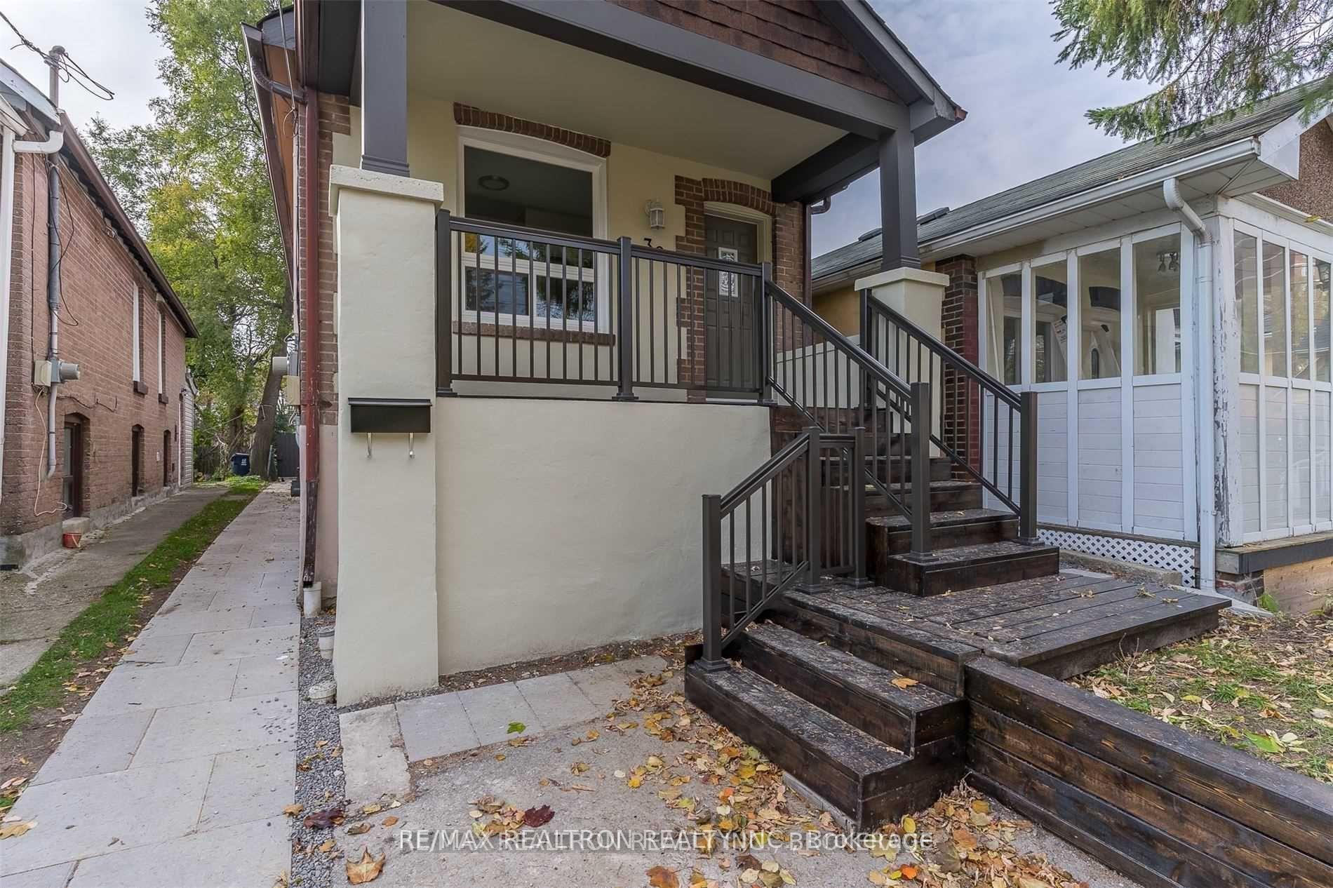 Photo 2 of 39 Goodwood Park Crescent, Toronto, Crescent Town — HOMEH