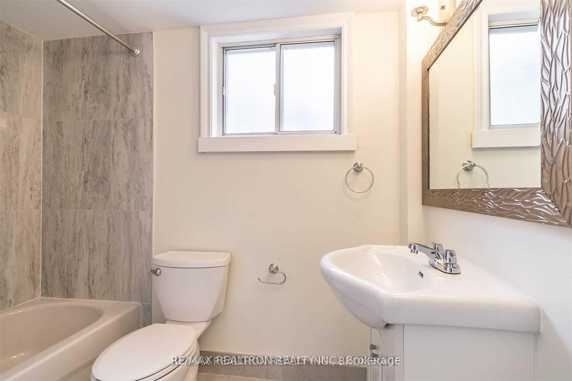 Photo 16 of 39 Goodwood Park Crescent, Toronto, Crescent Town — HOMEH