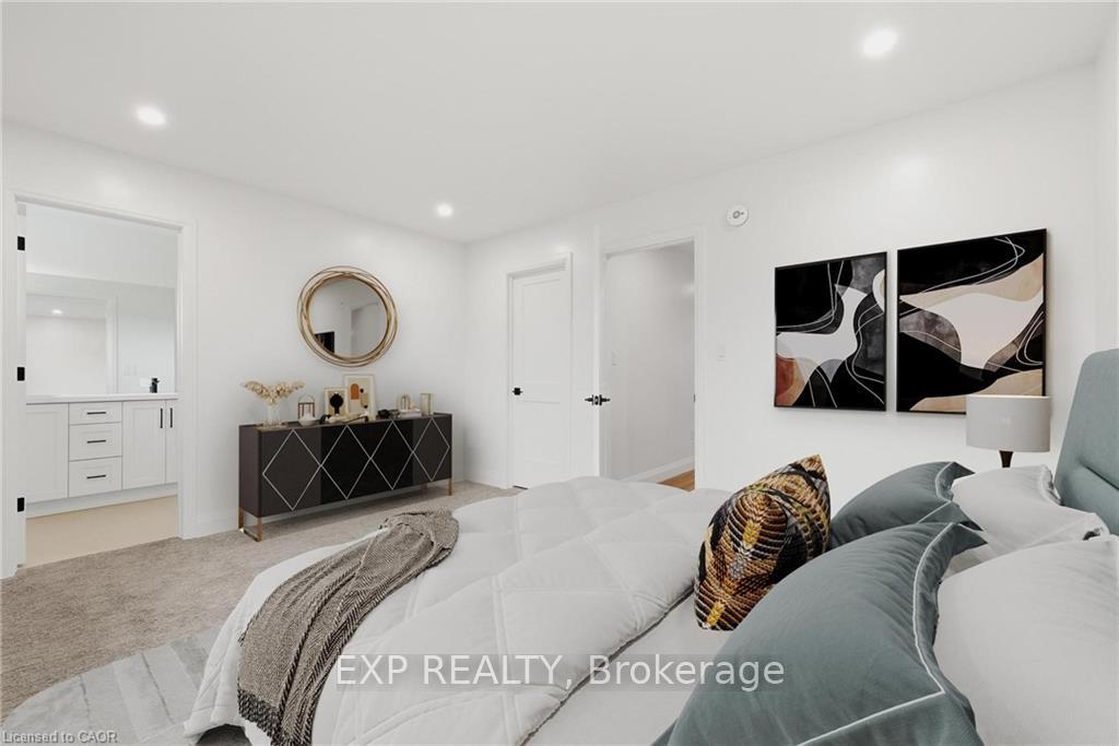 Photo 7 of Unit 4, 36 Elliot Street, Cambridge, Christopher-Champlain — HOMEH