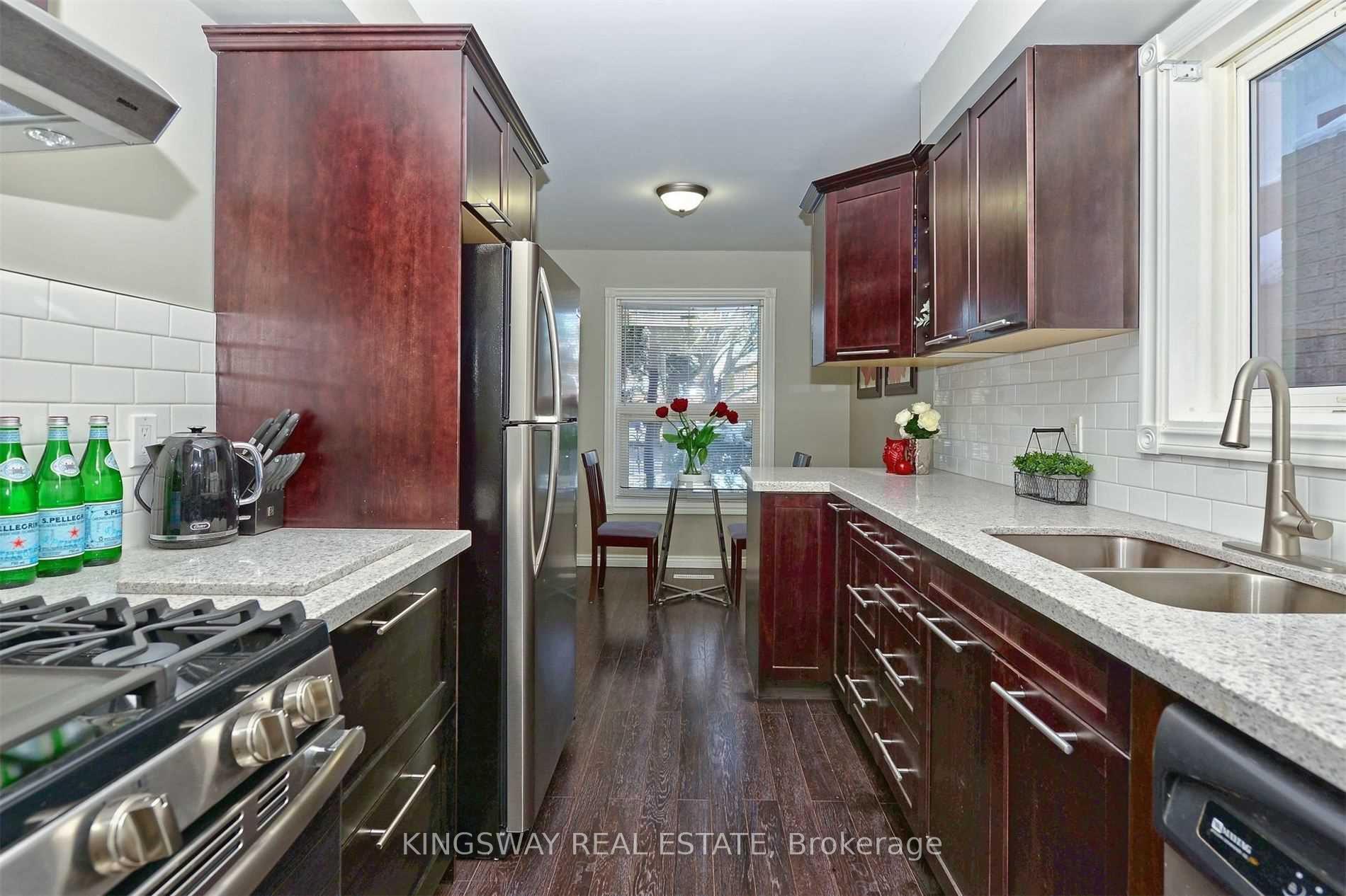 Photo 6 of Unit (Upper), 7 Ventris Drive, Ajax, Central West — HOMEH
