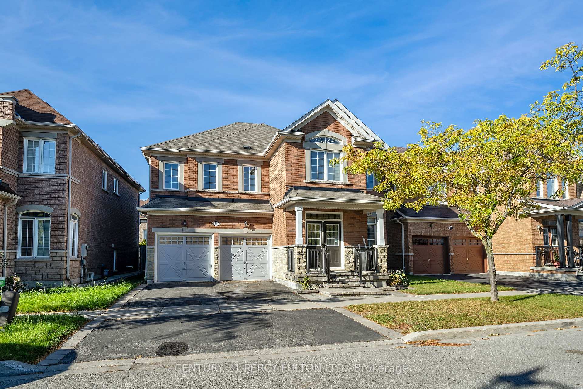 Photo 2 of 24 Cragg Crescent, Ajax, Northwest Ajax — HOMEH