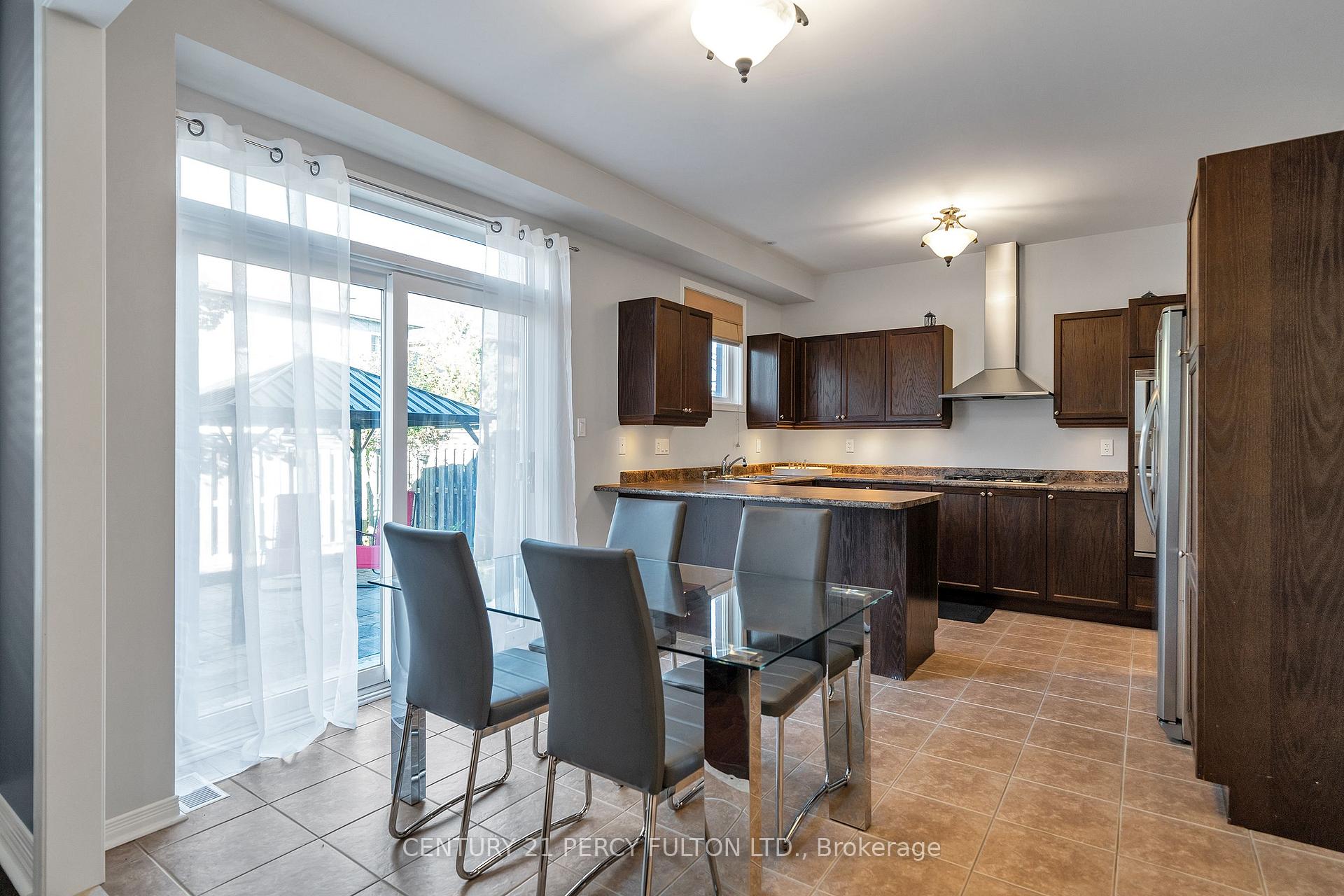 Photo 12 of 24 Cragg Crescent, Ajax, Northwest Ajax — HOMEH
