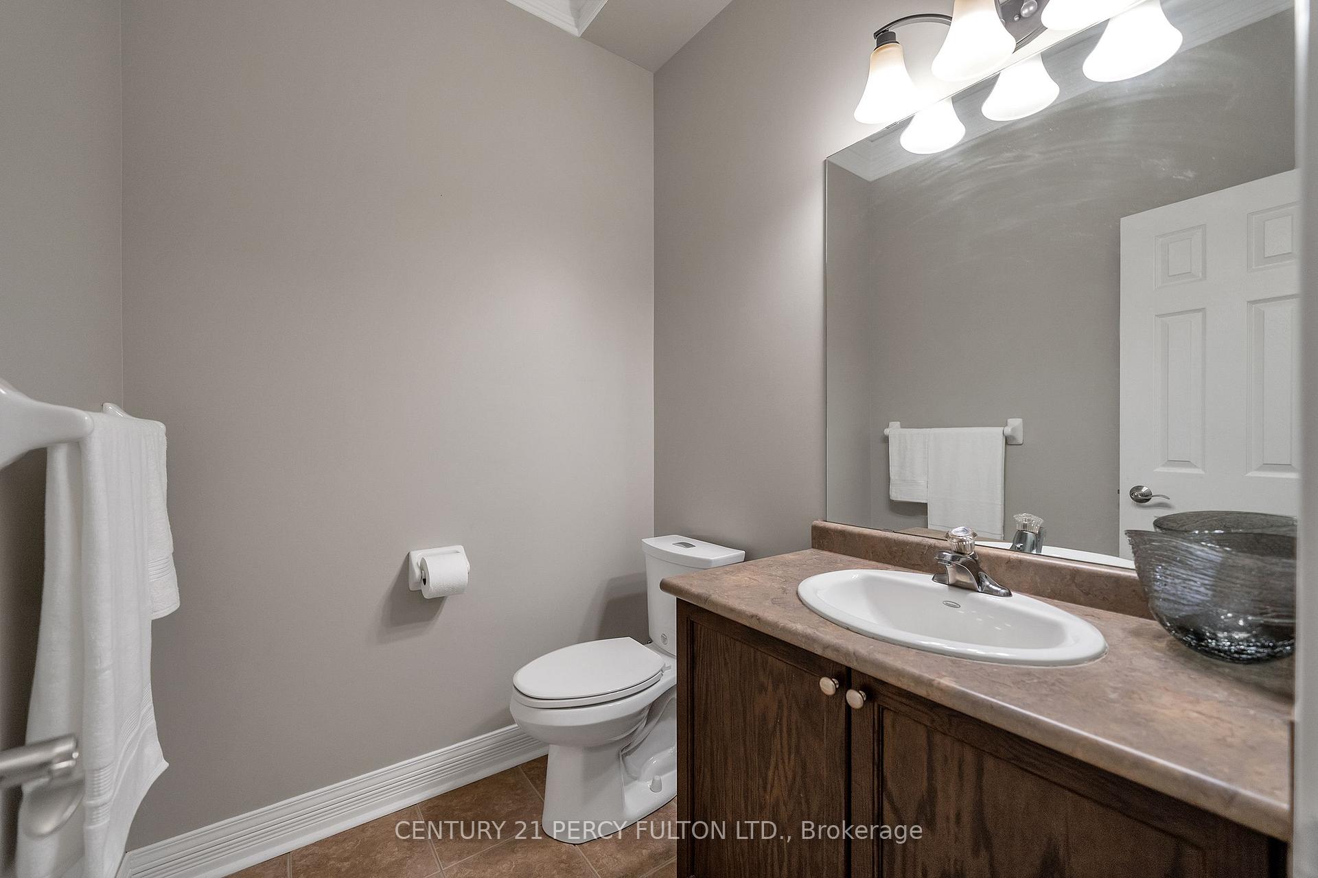 Photo 15 of 24 Cragg Crescent, Ajax, Northwest Ajax — HOMEH