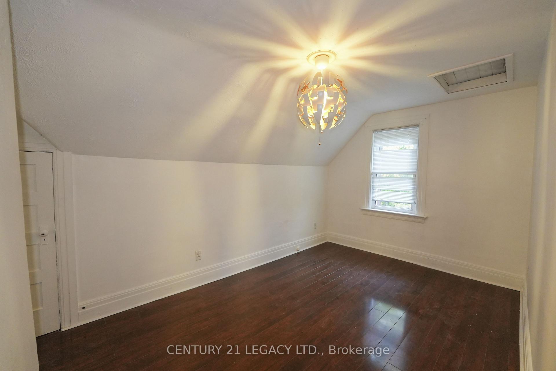 Photo 14 of 41 ritson Road S, Oshawa, Central — HOMEH