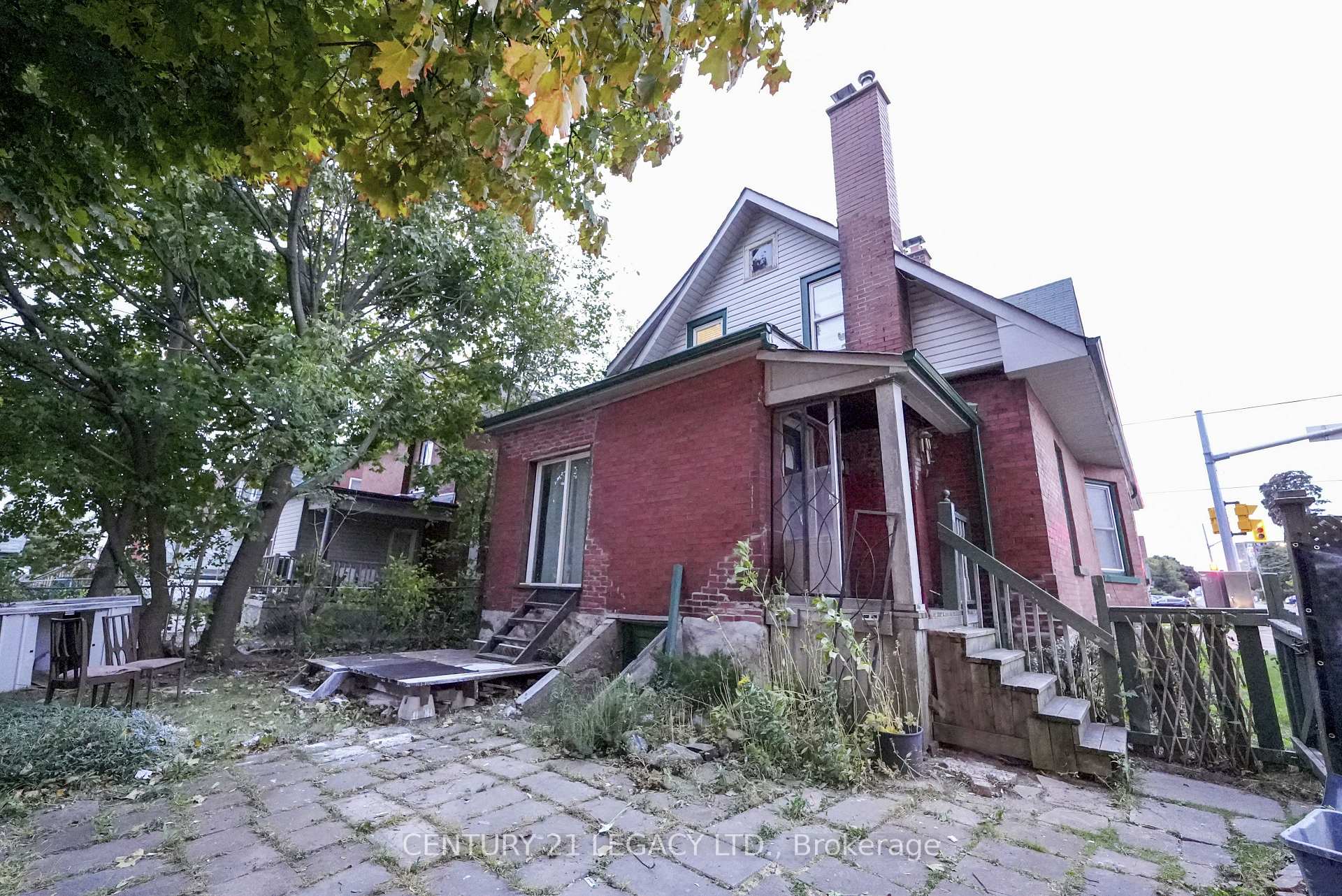 Photo 20 of 41 ritson Road S, Oshawa, Central — HOMEH