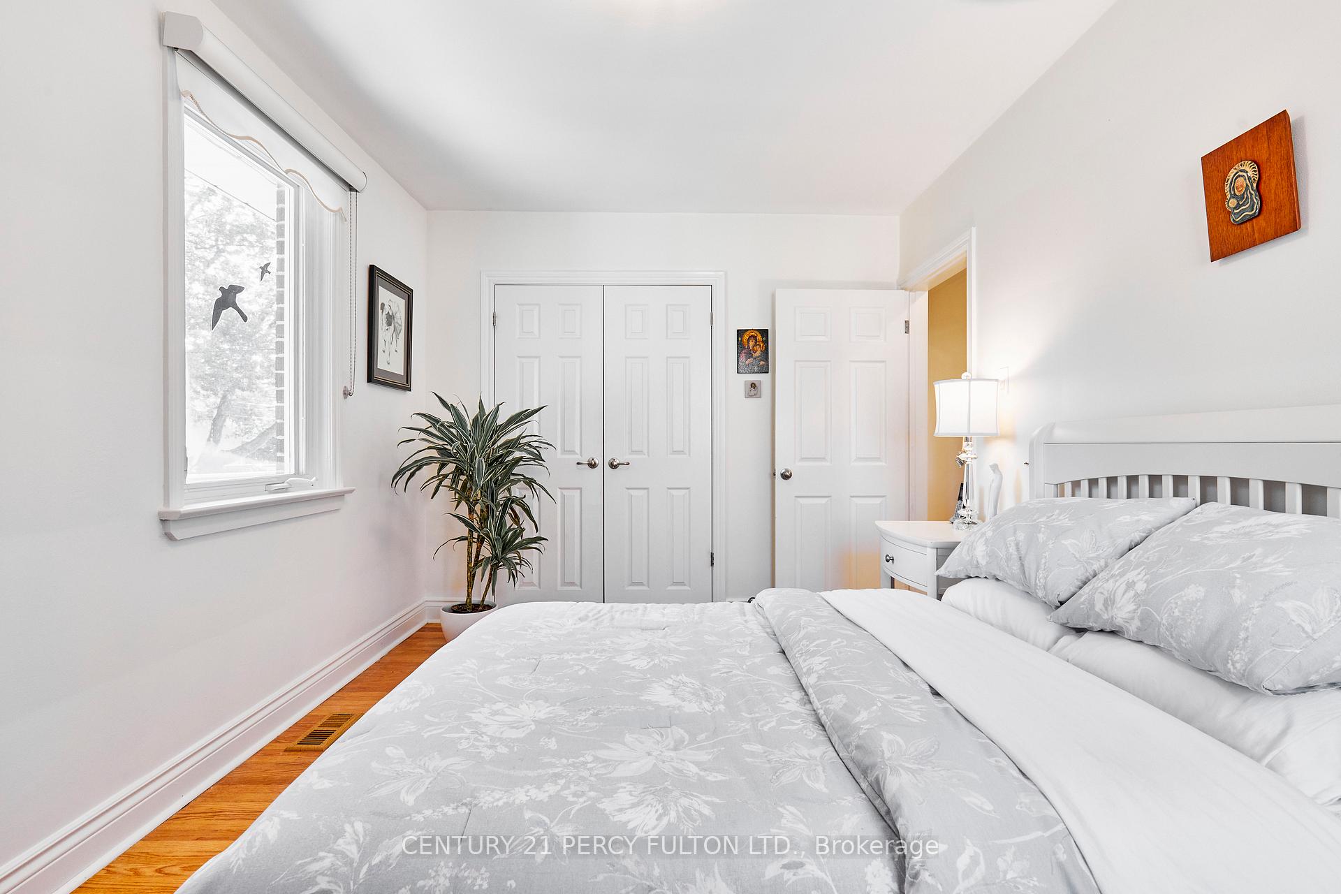 Photo 12 of 31 Windsor Drive, Ajax, Central West — HOMEH