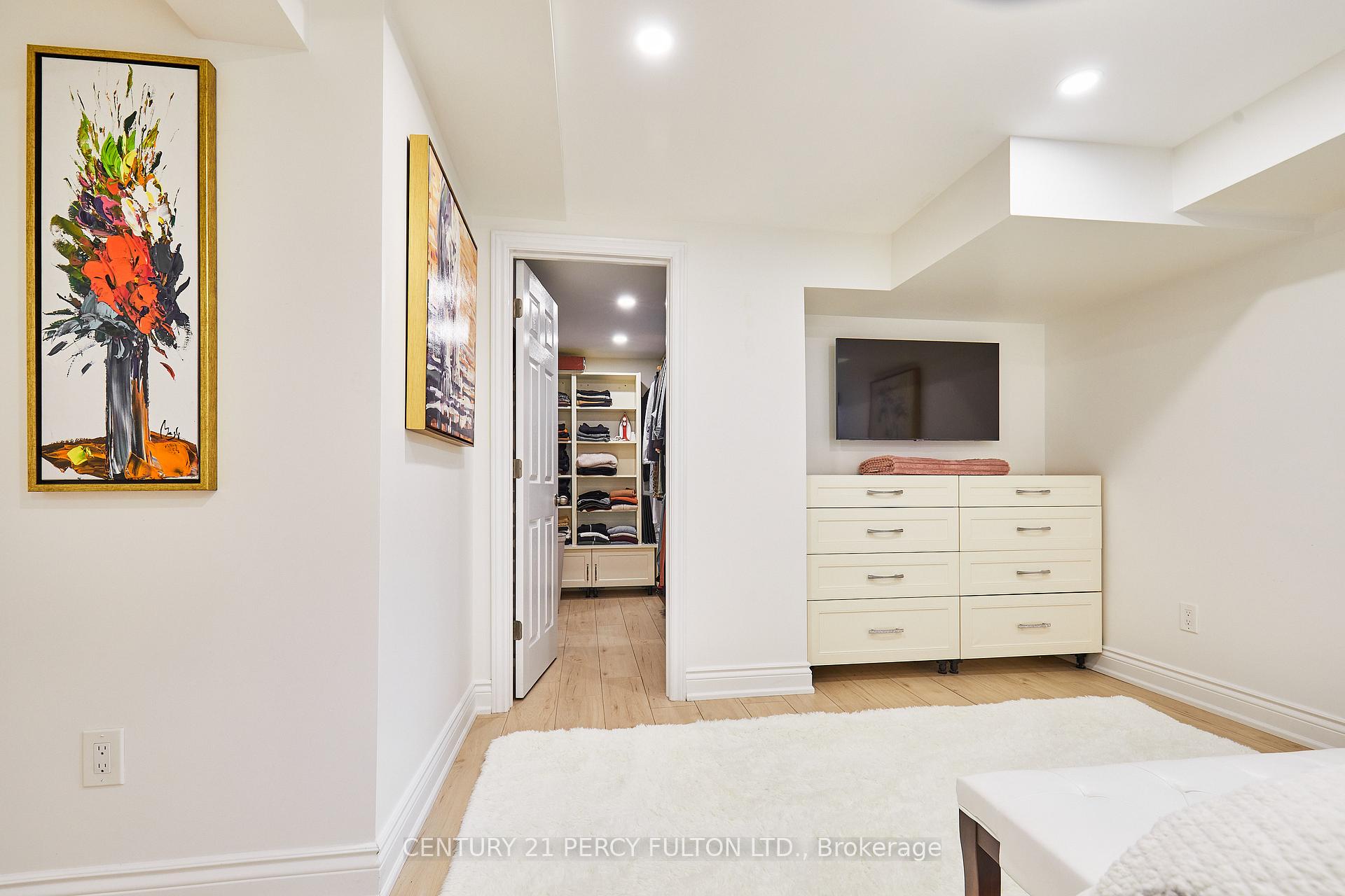 Photo 25 of 31 Windsor Drive, Ajax, Central West — HOMEH