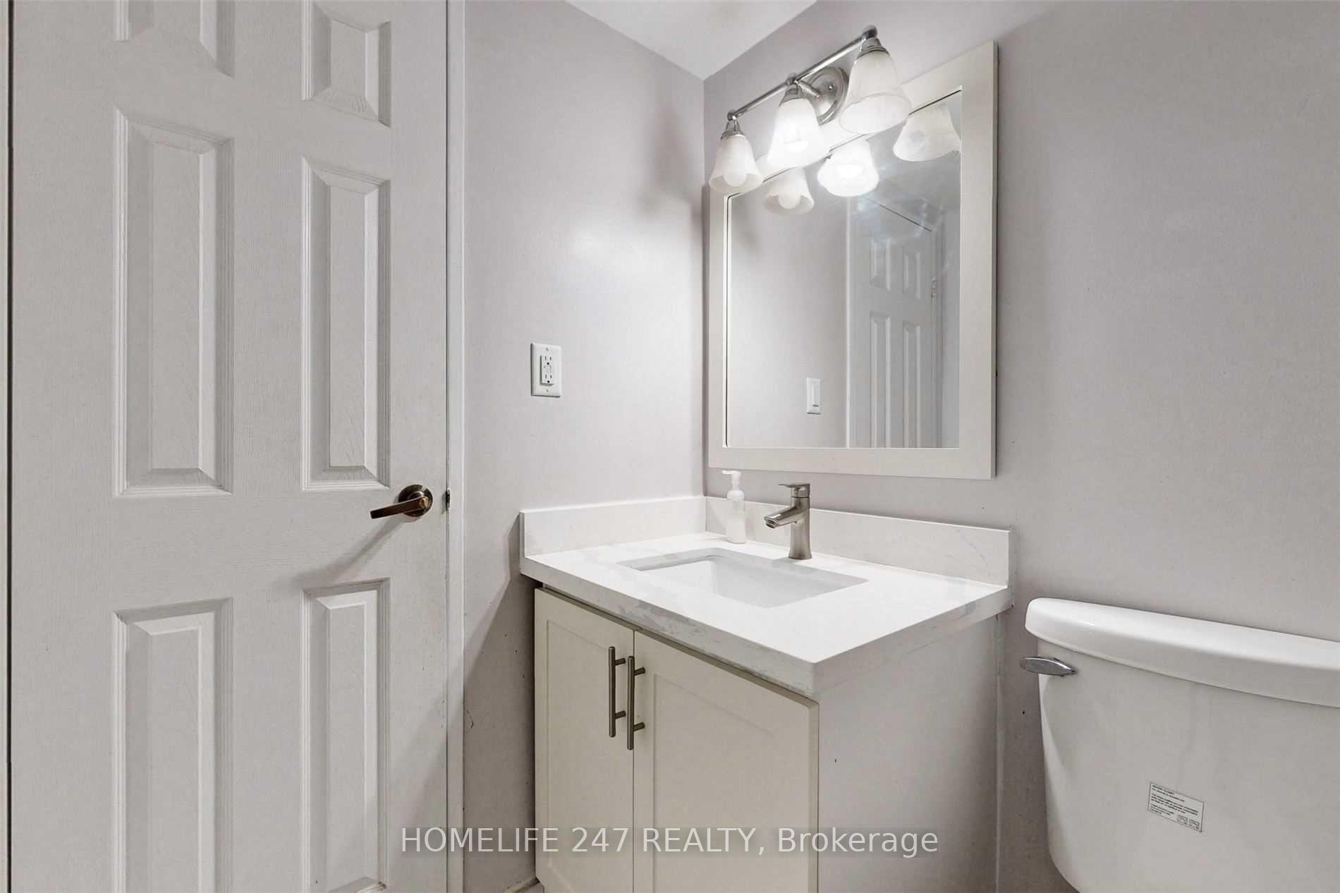 Photo 6 of Unit 2003, 5 Massey Square, Toronto, Crescent Town — HOMEH