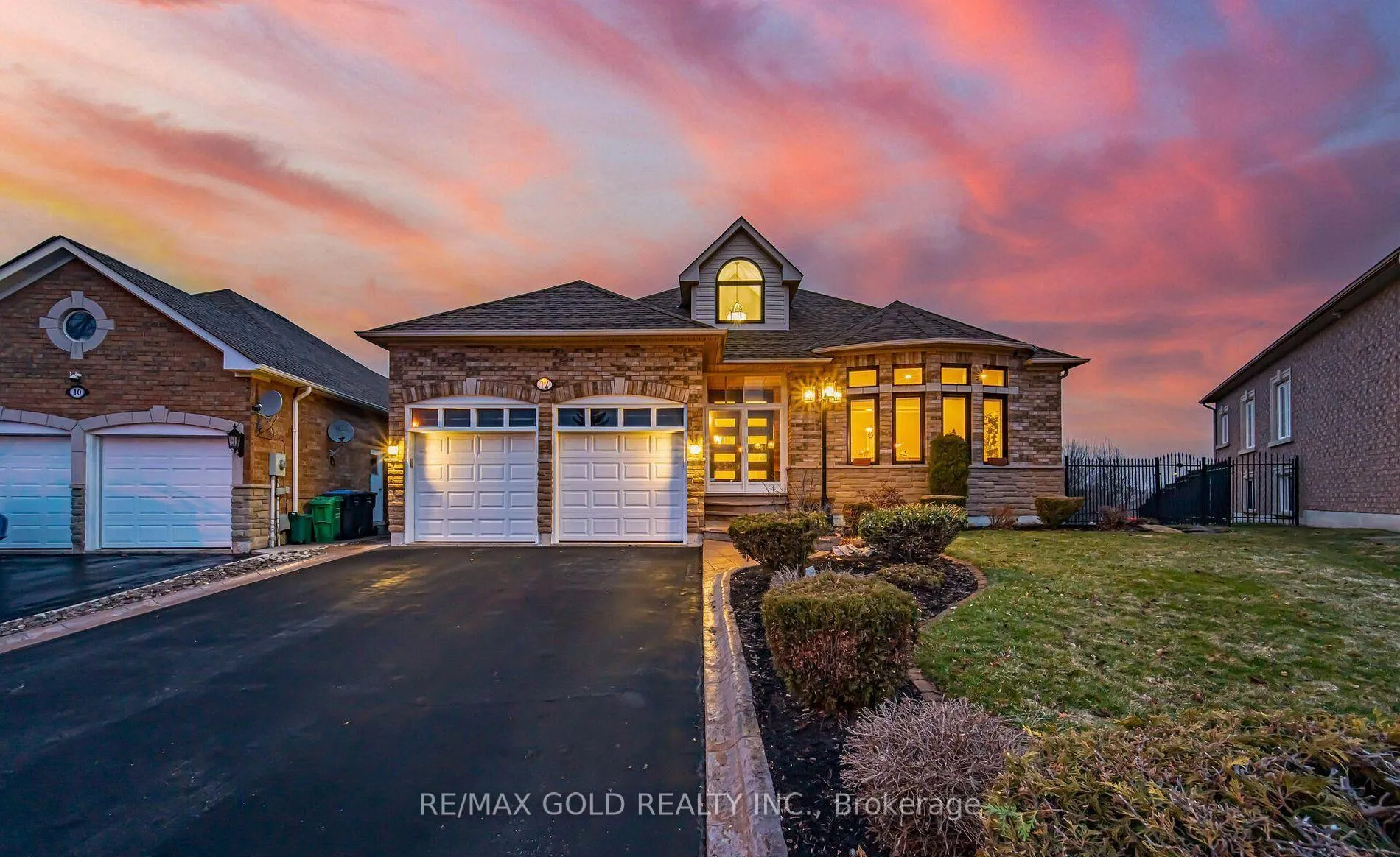 Front of 12 Vista View Court