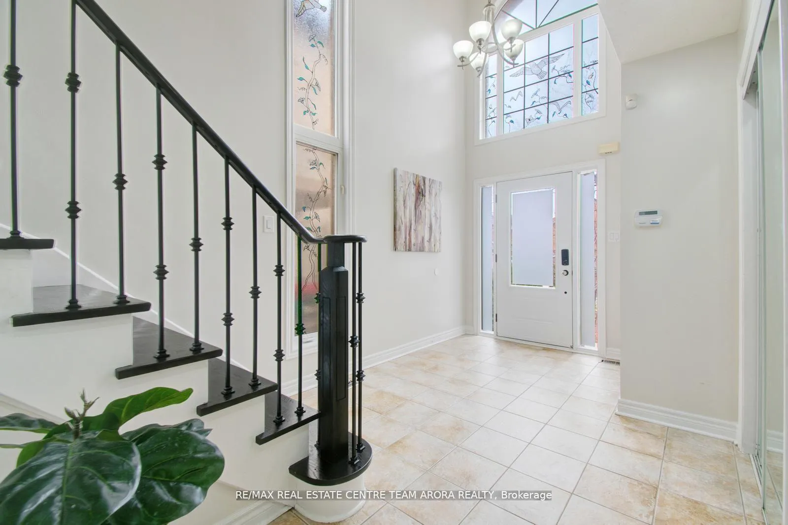 Photo 5 of 25 Sweet Briar Lane, Brampton, Snelgrove — HOMEH