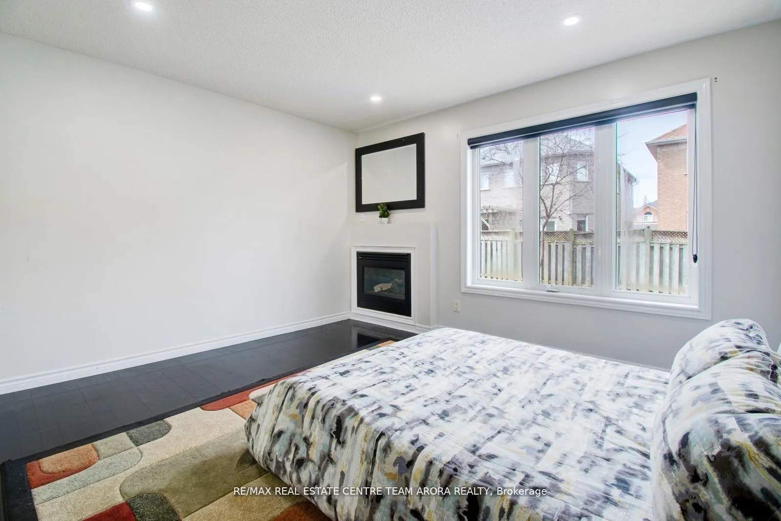 Photo 16 of 25 Sweet Briar Lane, Brampton, Snelgrove — HOMEH