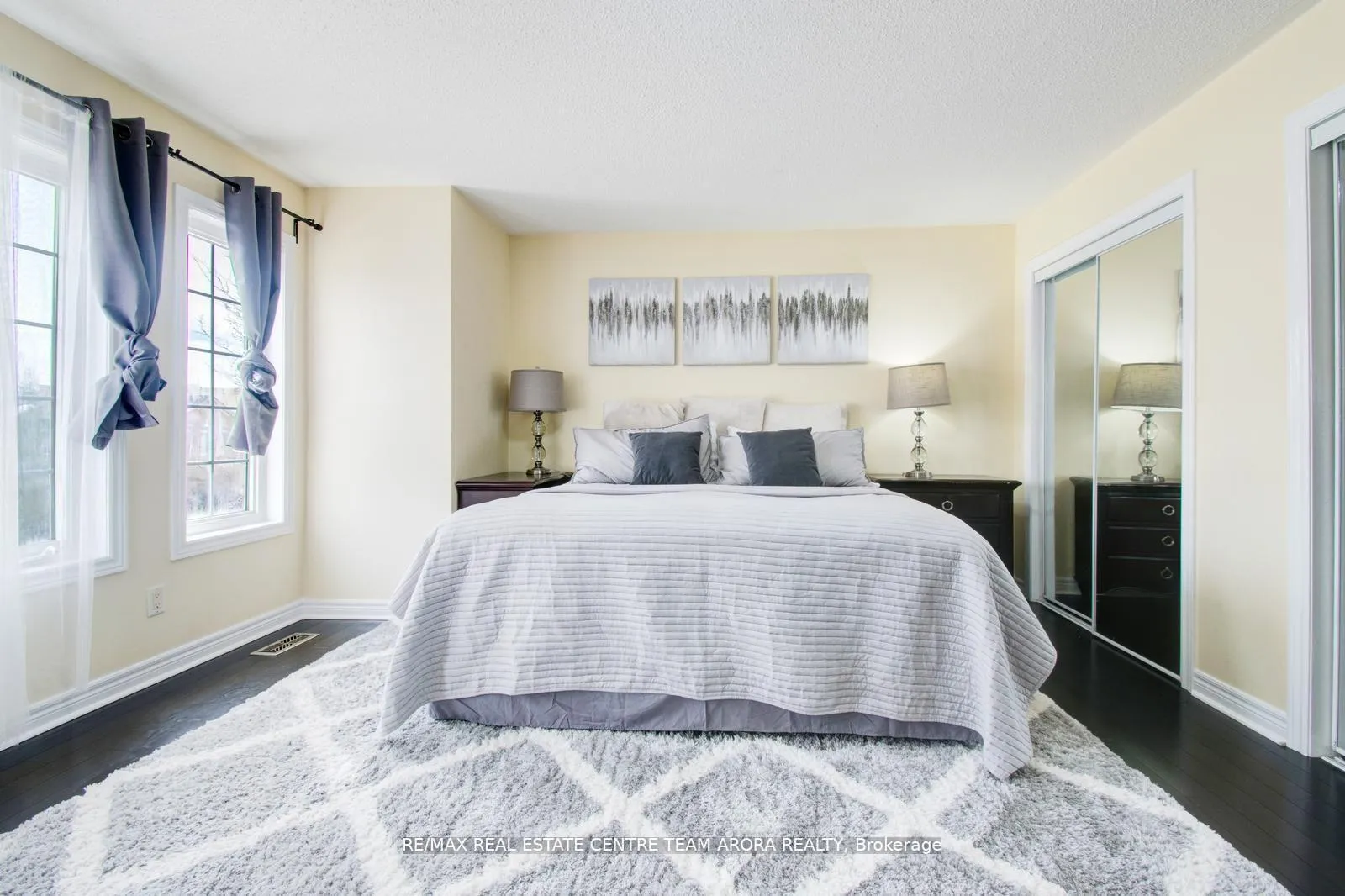 Photo 20 of 25 Sweet Briar Lane, Brampton, Snelgrove — HOMEH