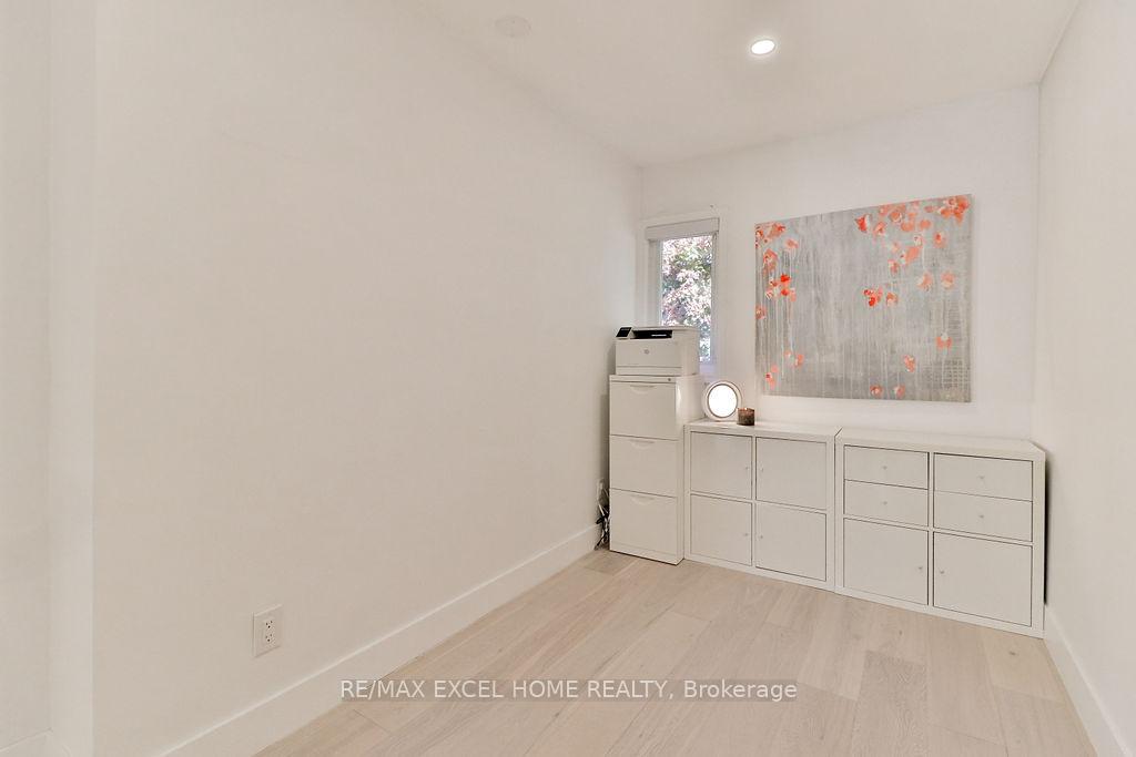 Photo 18 of 31 Josiah Court, Markham, Buttonville — HOMEH