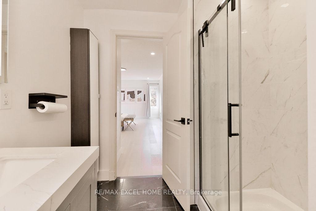 Photo 22 of 31 Josiah Court, Markham, Buttonville — HOMEH