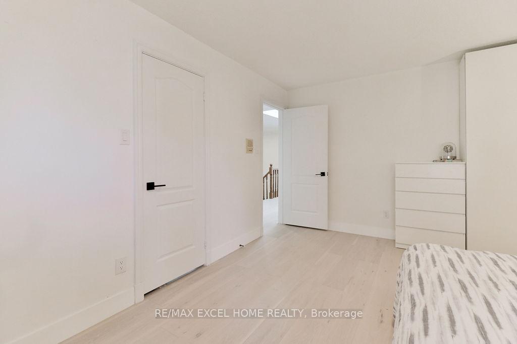 Photo 24 of 31 Josiah Court, Markham, Buttonville — HOMEH