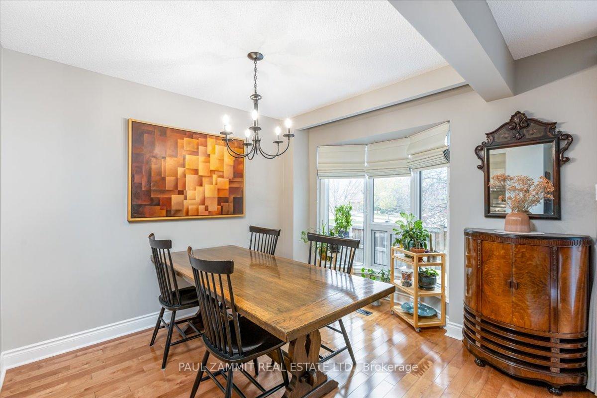 Photo 9 of 43 Mckelvey Drive, Markham, Aileen-Willowbrook — HOMEH