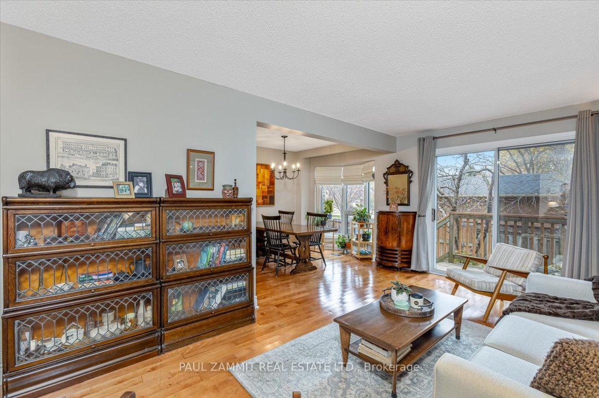 Photo 11 of 43 Mckelvey Drive, Markham, Aileen-Willowbrook — HOMEH