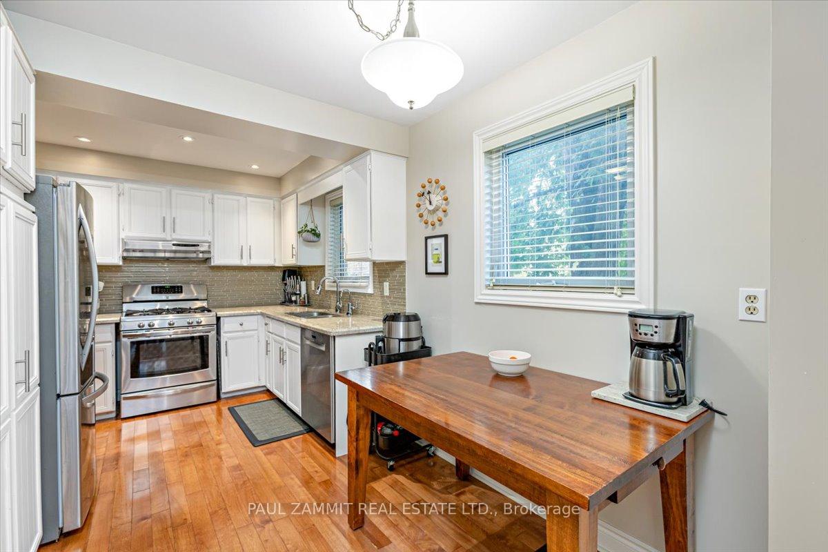 Photo 12 of 43 Mckelvey Drive, Markham, Aileen-Willowbrook — HOMEH