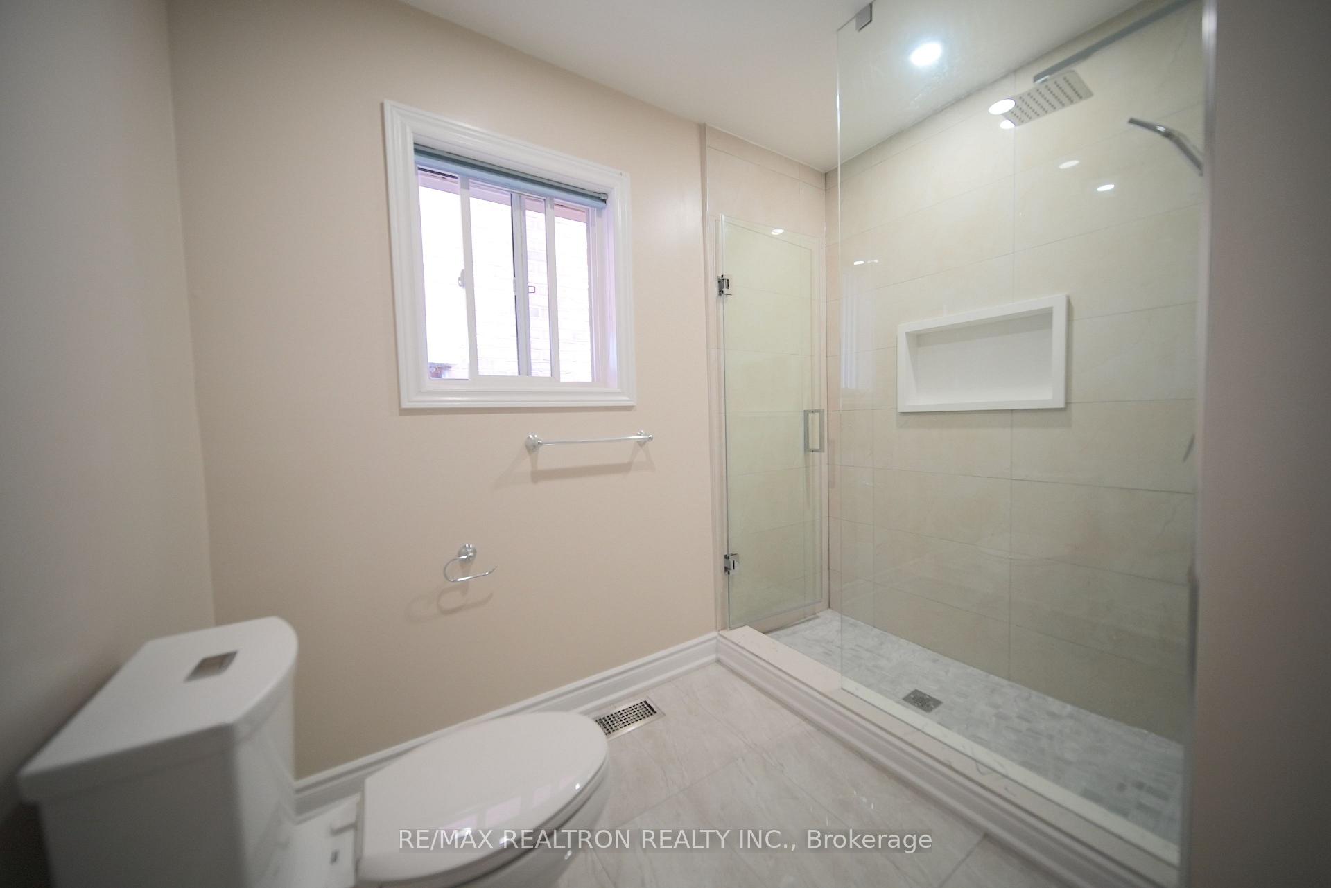 Photo 24 of 14 Russell Hill Road, Markham, Berczy — HOMEH