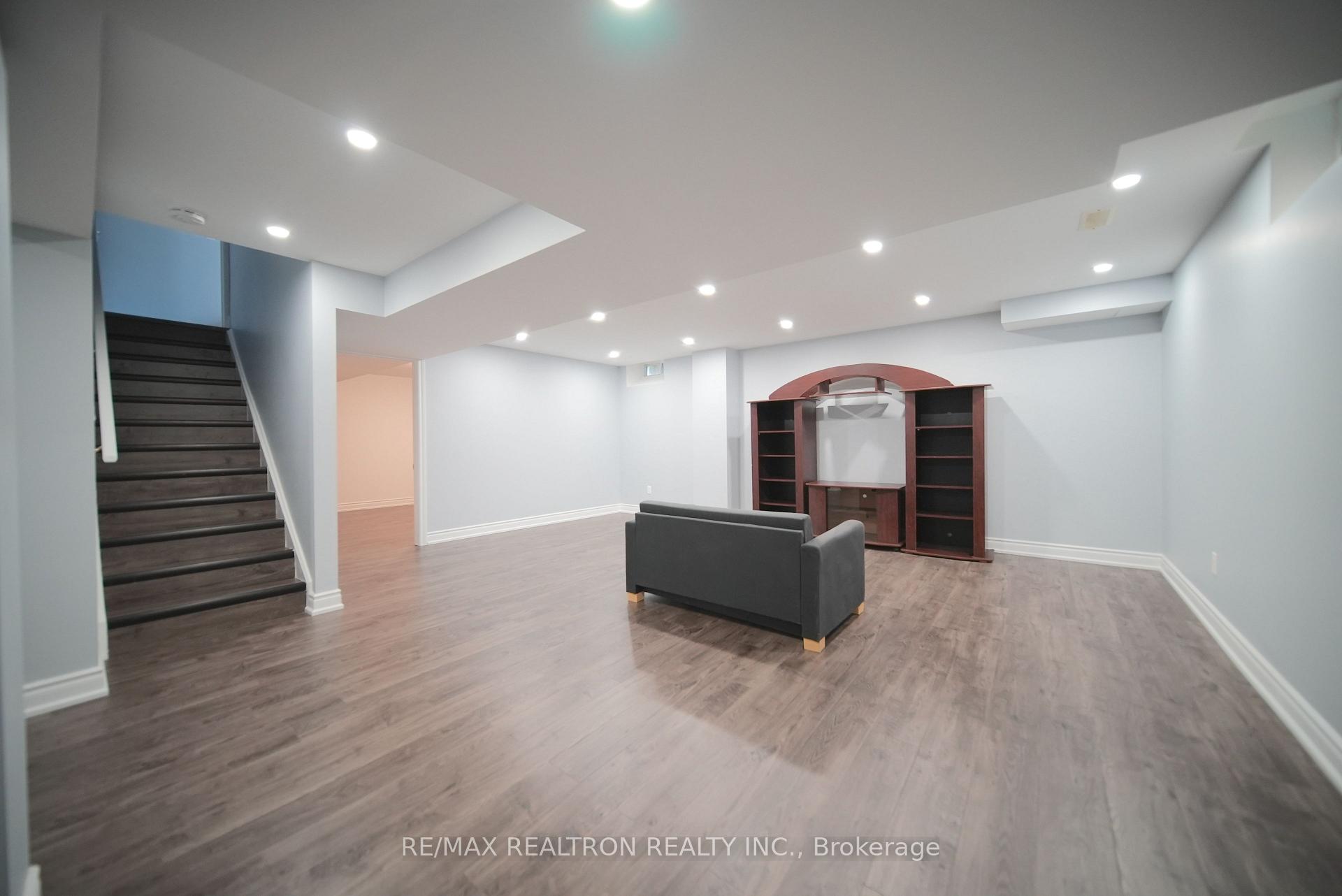 Photo 28 of 14 Russell Hill Road, Markham, Berczy — HOMEH