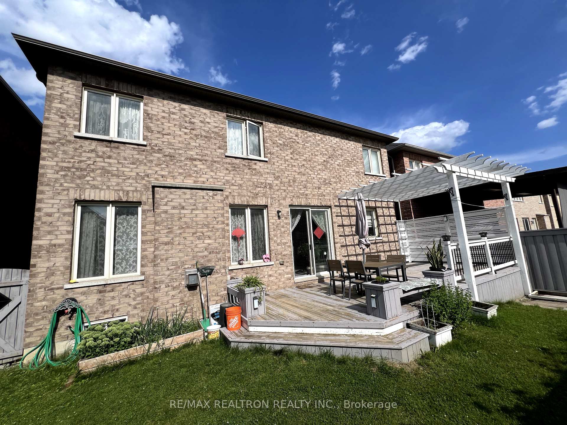 Photo 17 of 98 Greenspire Avenue, Markham, Wismer — HOMEH