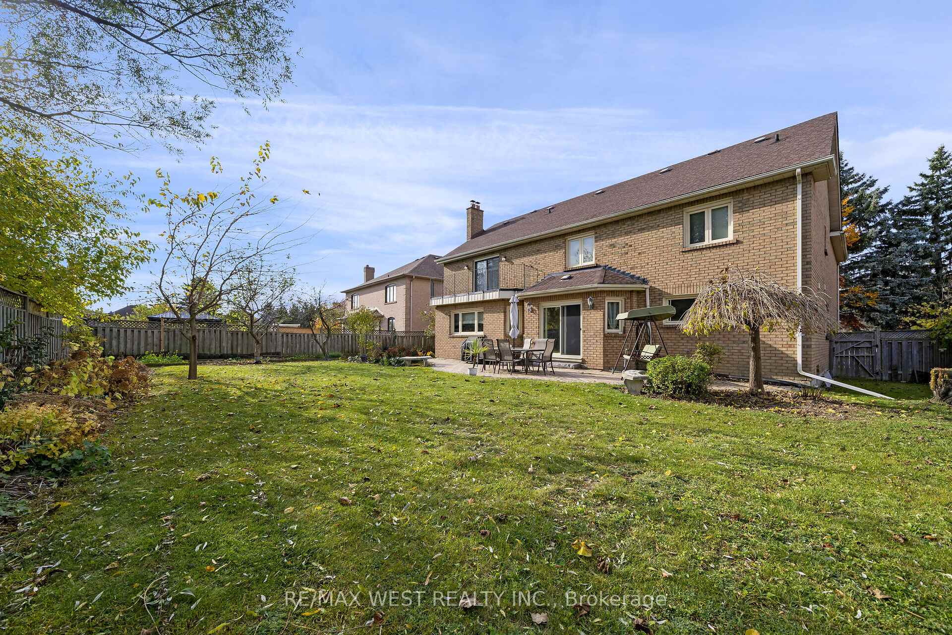 Photo 30 of 185 Dianawood Ridge, Vaughan, East Woodbridge — HOMEH