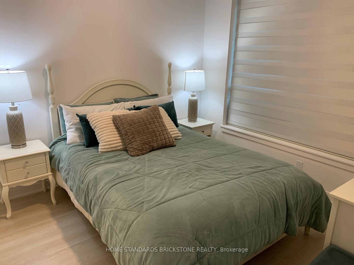 Photo 10 of Unit B625, 50 Upper Mall Way, Vaughan, Brownridge — HOMEH