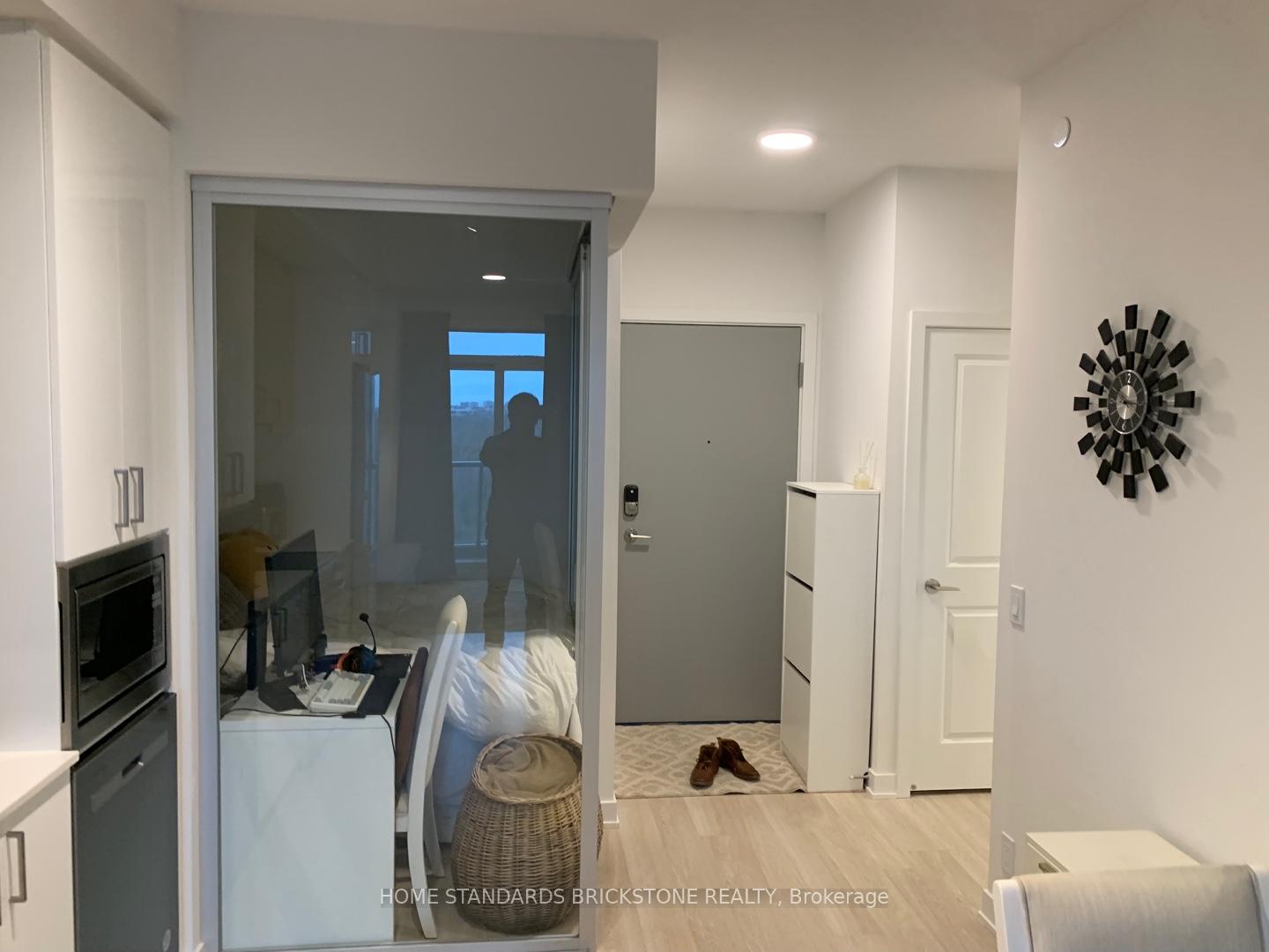 Photo 13 of Unit B625, 50 Upper Mall Way, Vaughan, Brownridge — HOMEH
