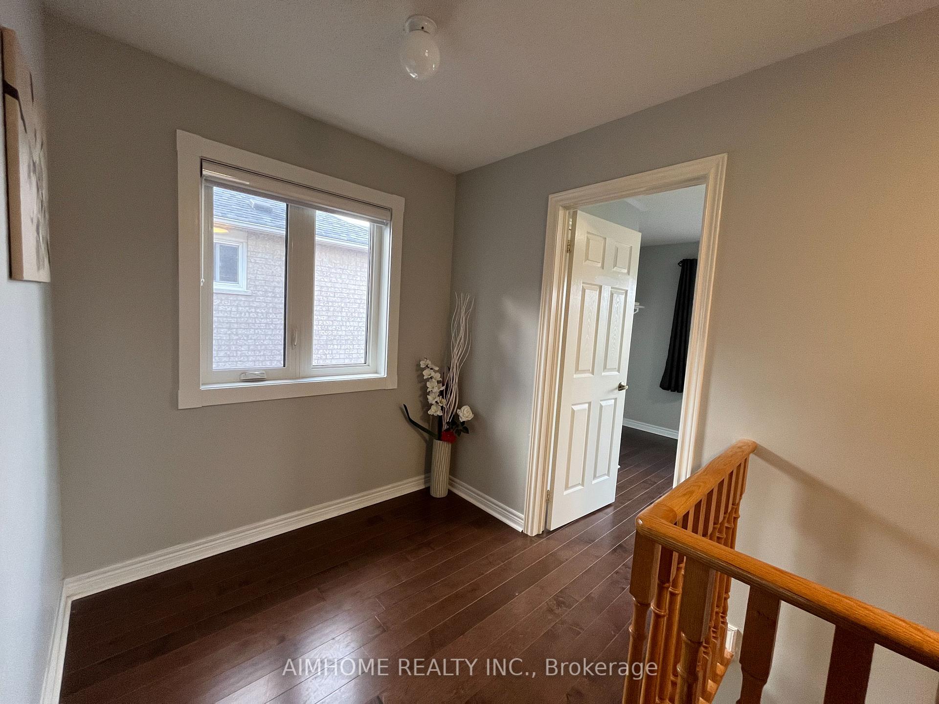 Photo 9 of 78 Alpine Crescent, Richmond Hill, Rouge Woods — HOMEH