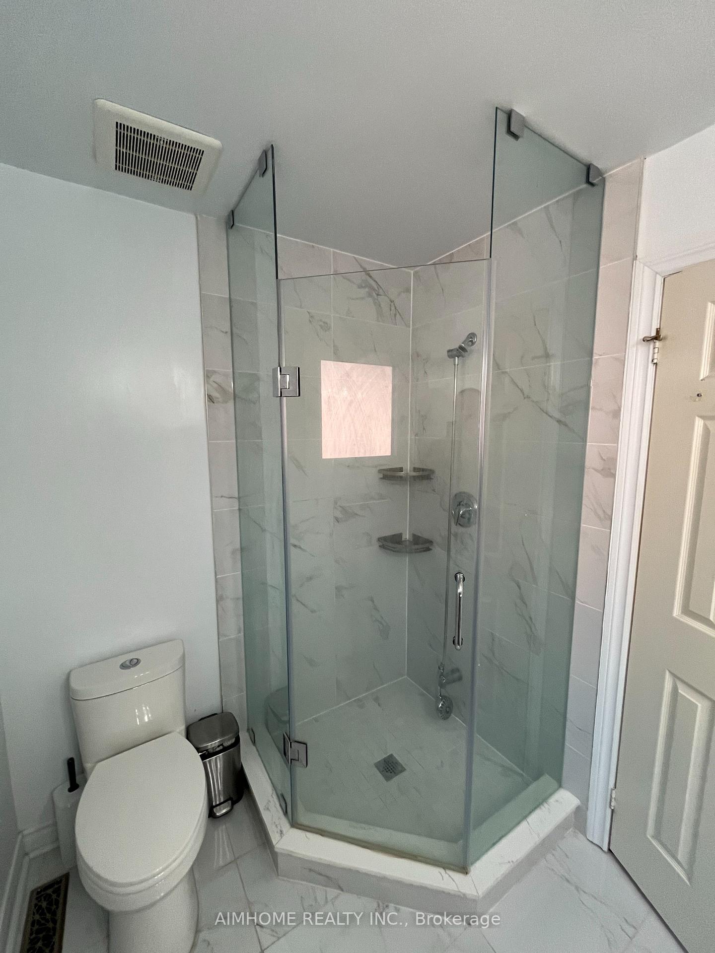 Photo 15 of 78 Alpine Crescent, Richmond Hill, Rouge Woods — HOMEH