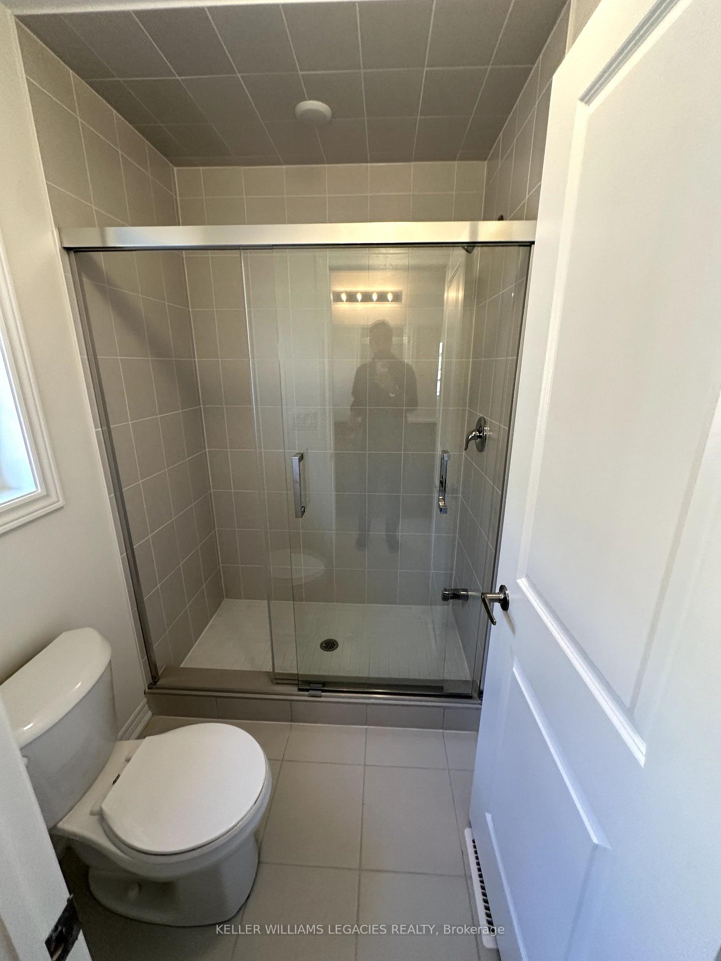 Photo 4 of 1412 Davis Loop N, Innisfil, Lefroy — HOMEH