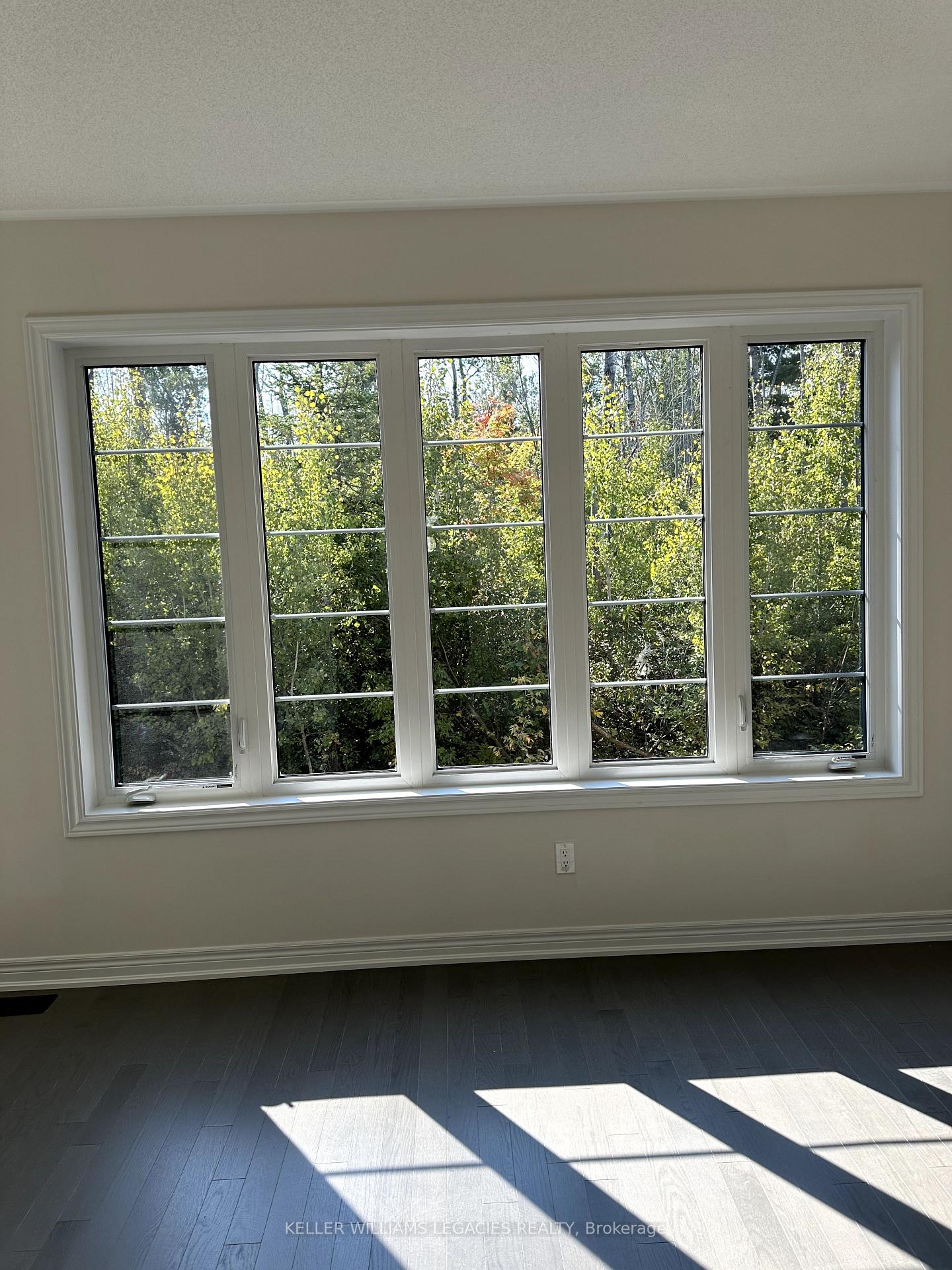 Photo 6 of 1412 Davis Loop N, Innisfil, Lefroy — HOMEH