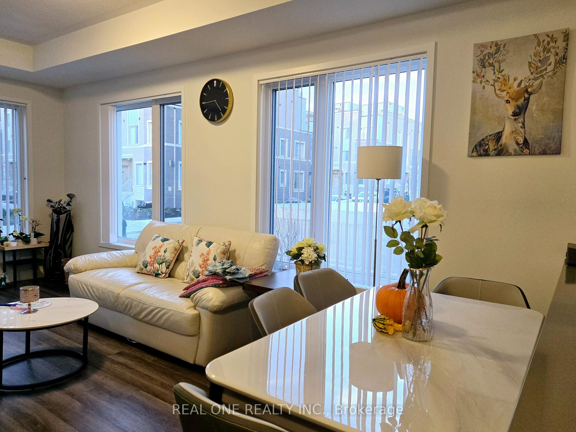 Photo 1 of Unit TH 291, 140 Honeycrisp Crescent, Vaughan, Vaughan Corporate Centre — HOMEH