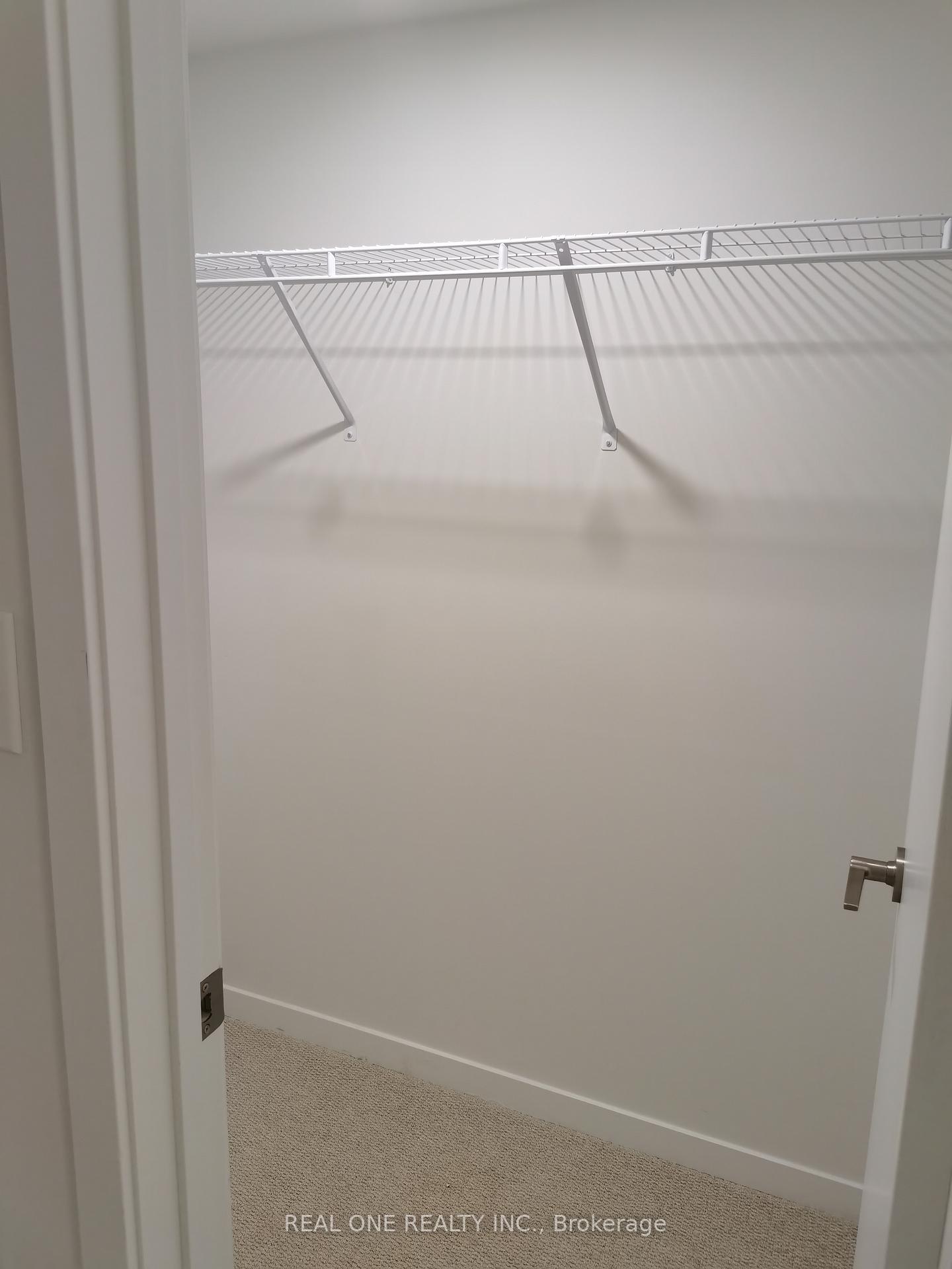 Photo 9 of Unit TH 291, 140 Honeycrisp Crescent, Vaughan, Vaughan Corporate Centre — HOMEH