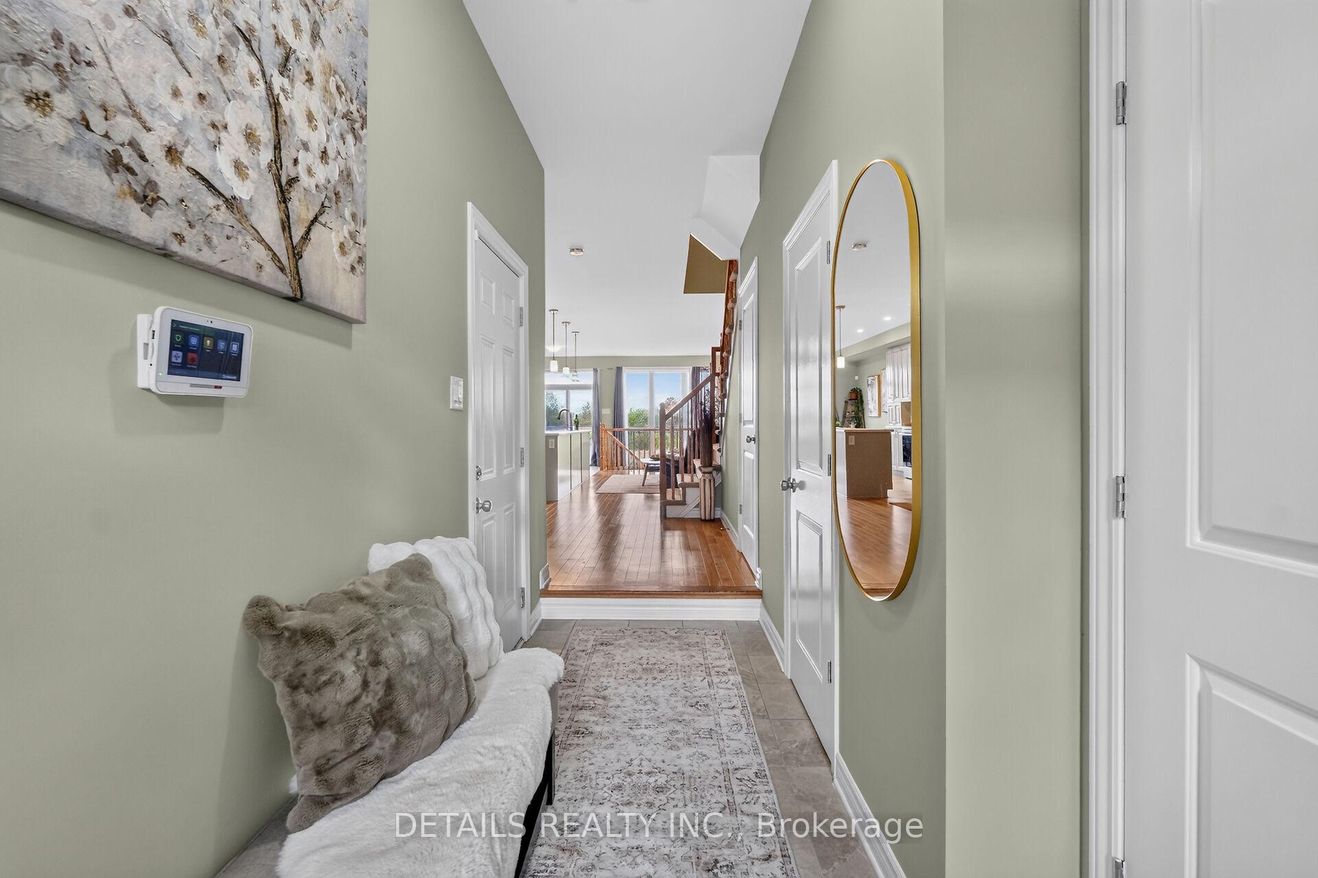 Photo 7 of 744 Dearborn Private, Ottawa, Blossom Park/Kemp Park/Findlay Creek — HOMEH