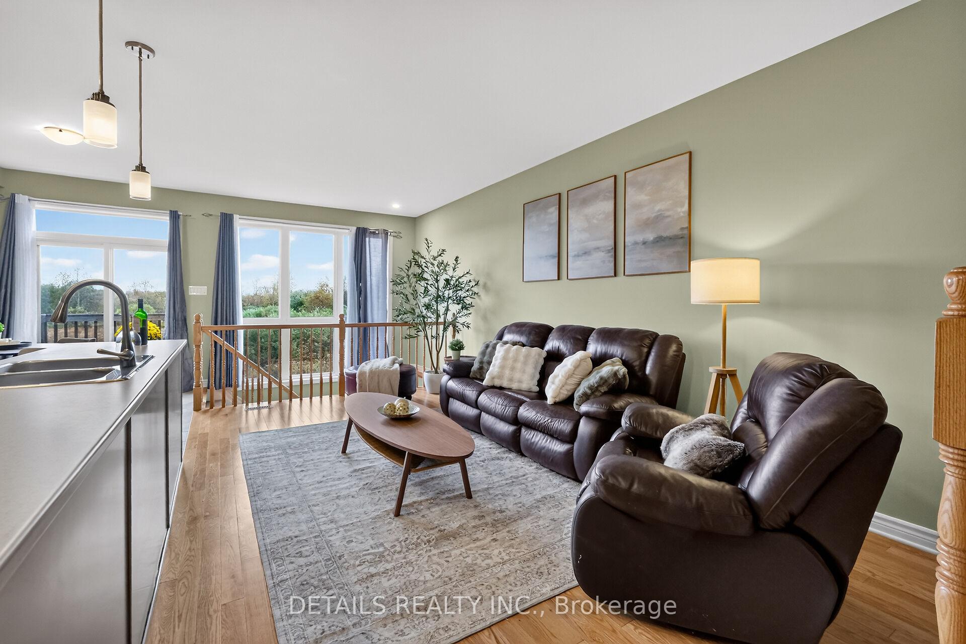 Photo 10 of 744 Dearborn Private, Ottawa, Blossom Park/Kemp Park/Findlay Creek — HOMEH