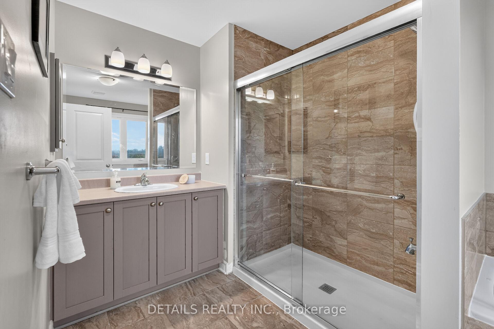Photo 23 of 744 Dearborn Private, Ottawa, Blossom Park/Kemp Park/Findlay Creek — HOMEH