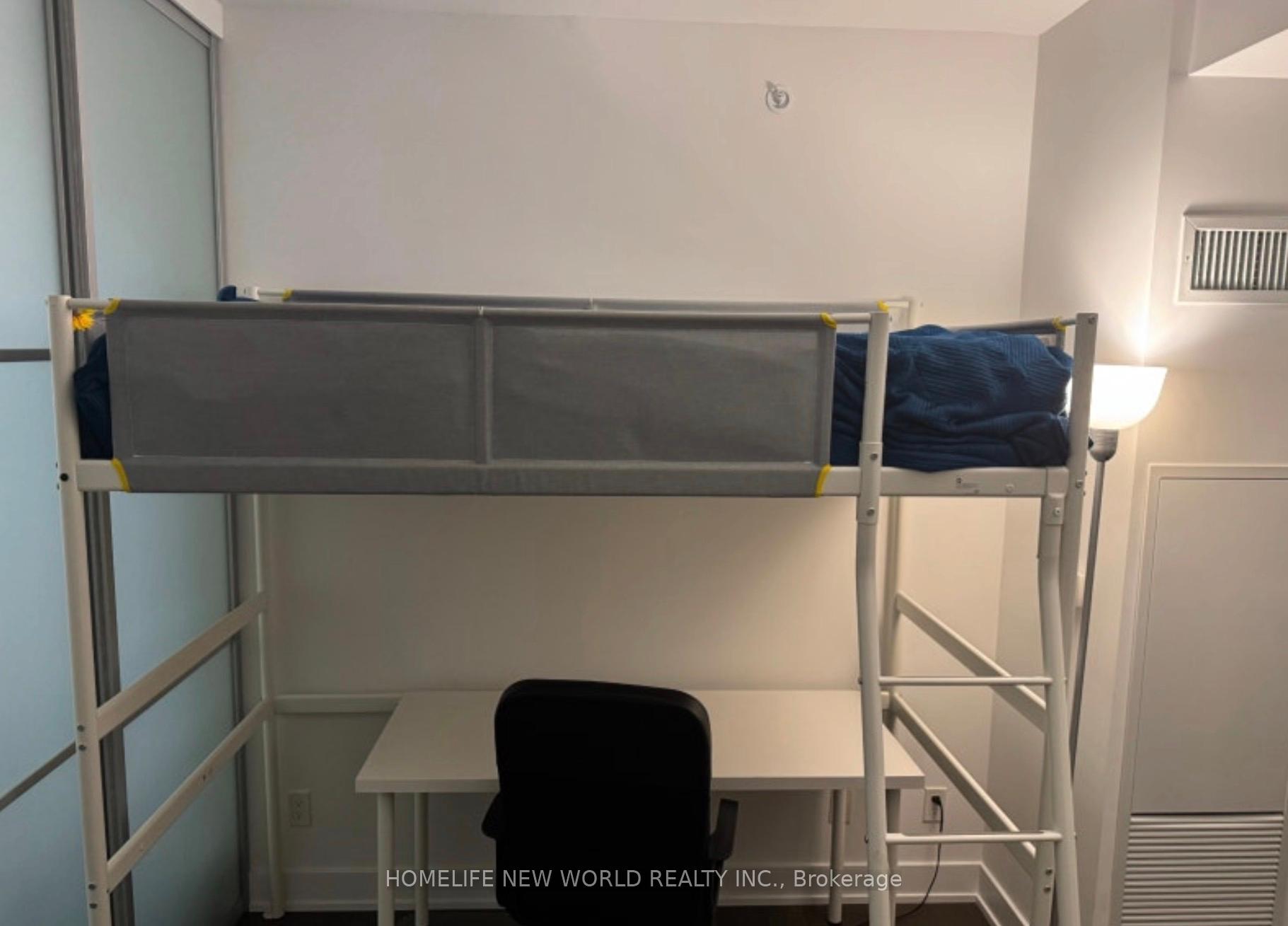Photo 5 of Unit 1708, 181 Bedford Avenue, Toronto, The Annex — HOMEH